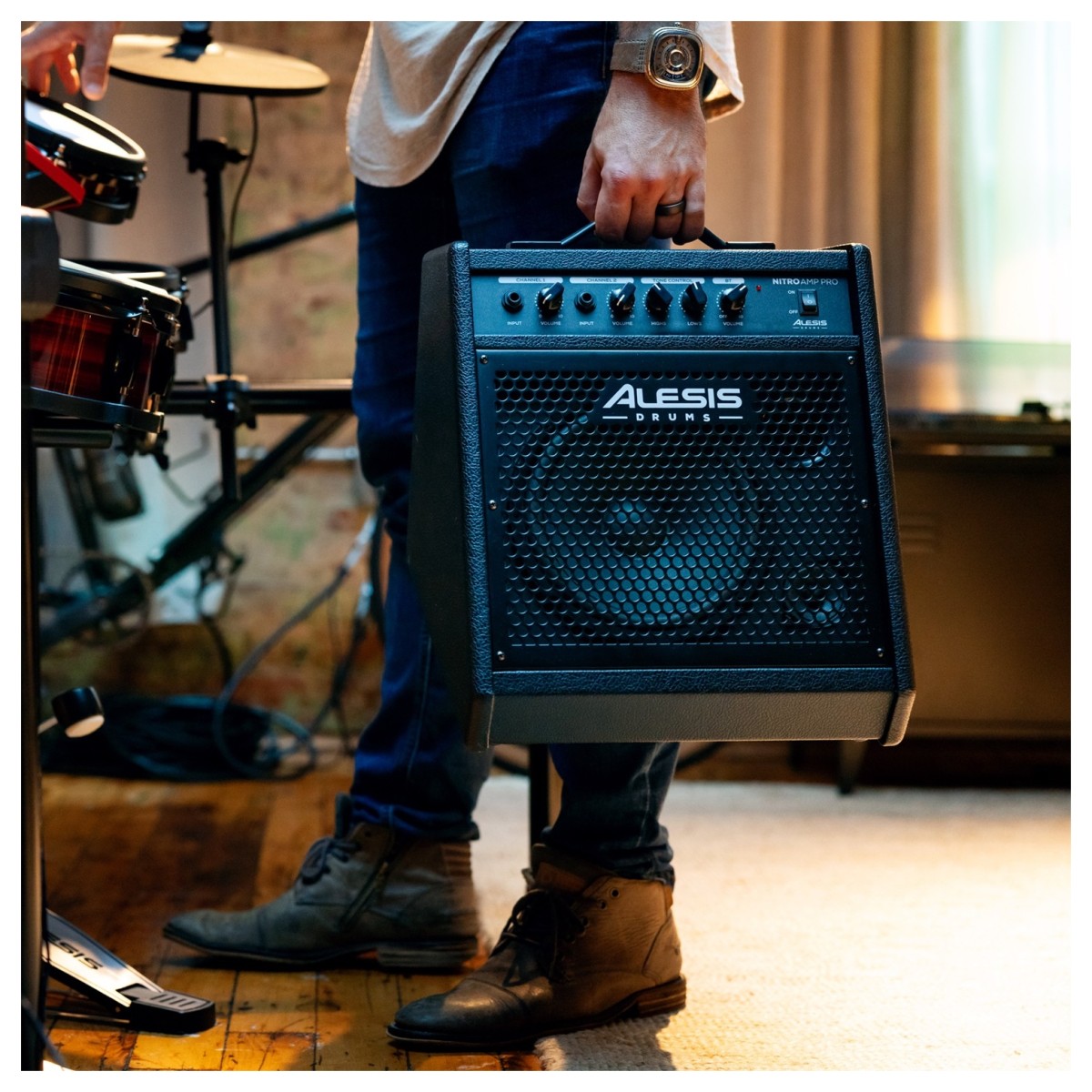 alesis-nitro-amp-pro_68ffa052b9cfe.jpg