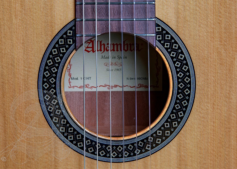 alhambra-1c-ht-incl-gigbag_67c876e18b49e.jpg