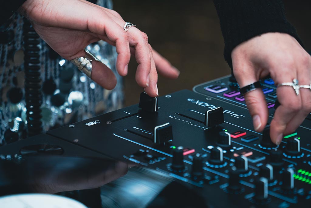 allen-heath-xone-24c_696fb1d4f267f.jpg