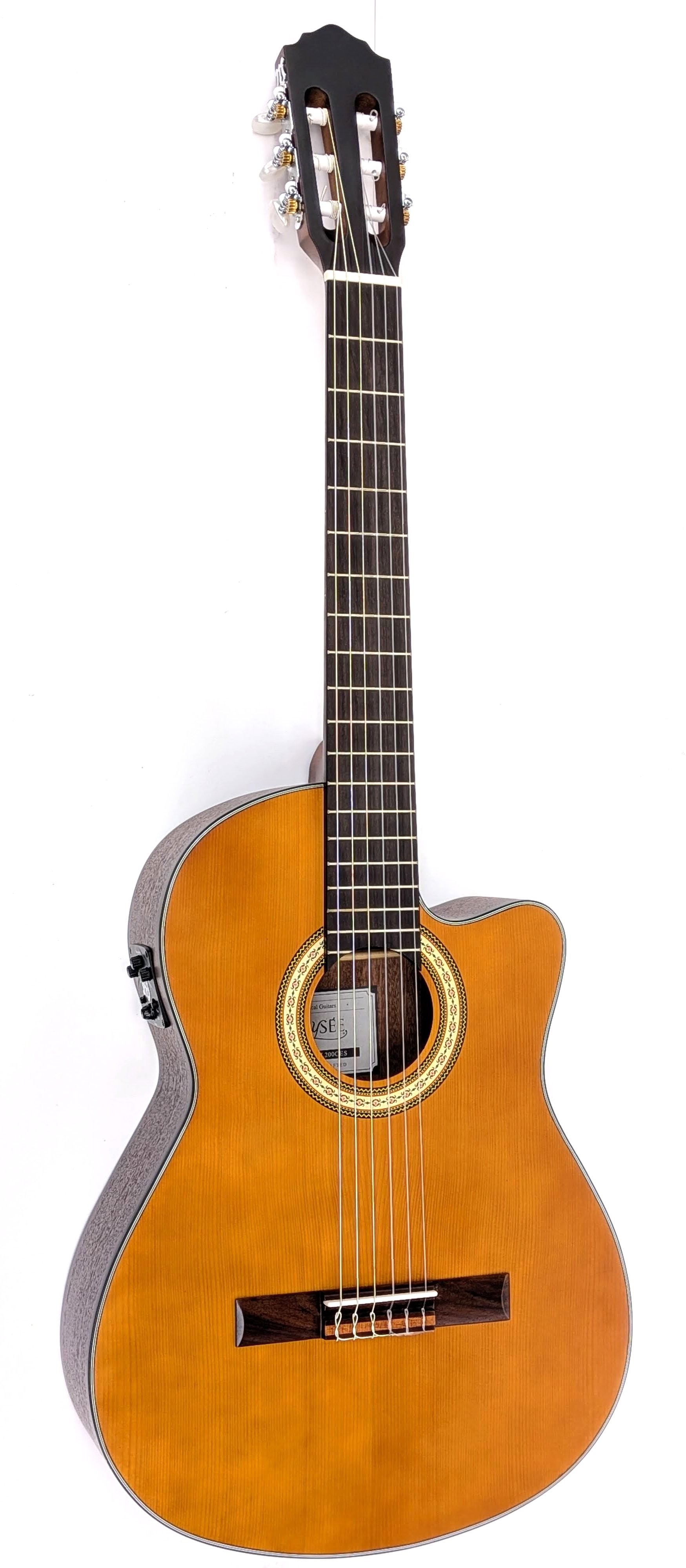 alysee-cl200ces-guitarra-classica-cutaway-4-4-acabamento-satinado_6a2c1df9d47ef.jpg