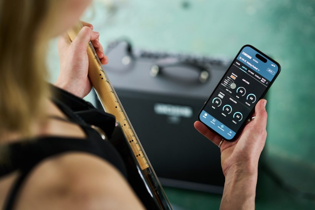 app-boss-dual-cube-lx-guitar-permite-edicao-dos-efeitos-a-partir-do-telemovel_67234323cc983.jpg
