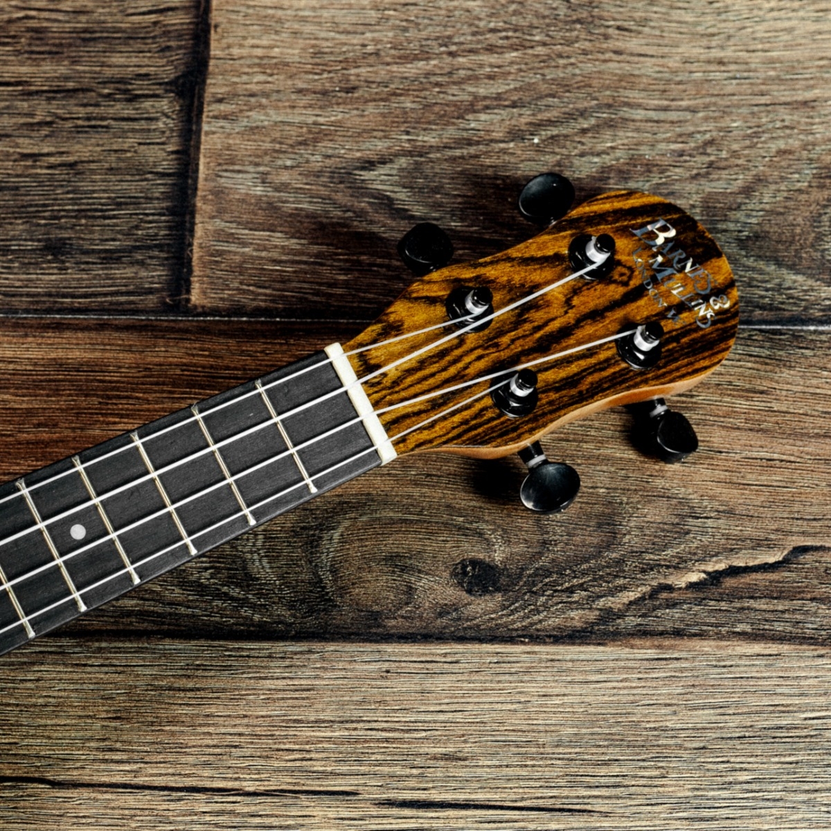 barnes-mullins-soprano-ukulele-becote_6915b7c9946df.jpg