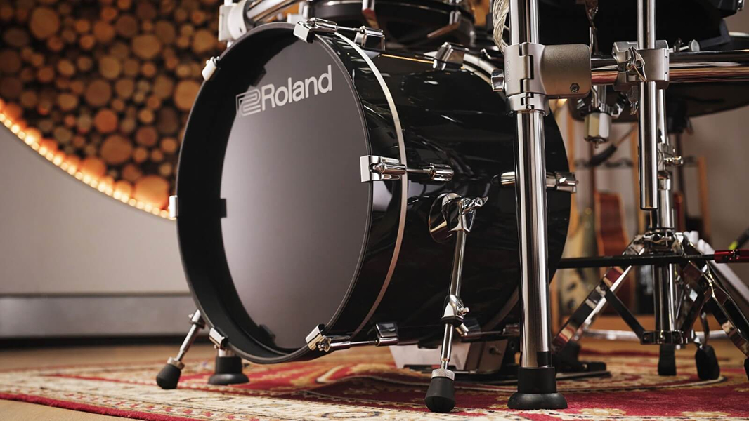 bateria-roland-td716-equipada-com-novo-bombo-18-polegadas-roland-kd-18-bk_67c5c424436c9.jpg