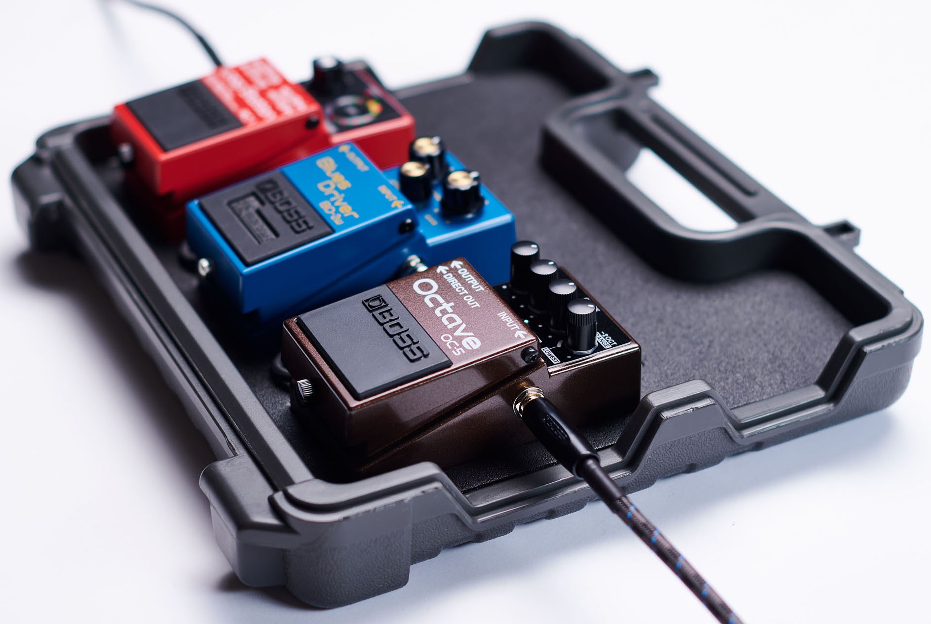 bboss-bcb-30x-pedalboard-para-pedais-compactos-de-efeitos-para-guitarra-eletrica-e-baixo-loopers-loop-stations-b_682f3ee54a10e.jpg