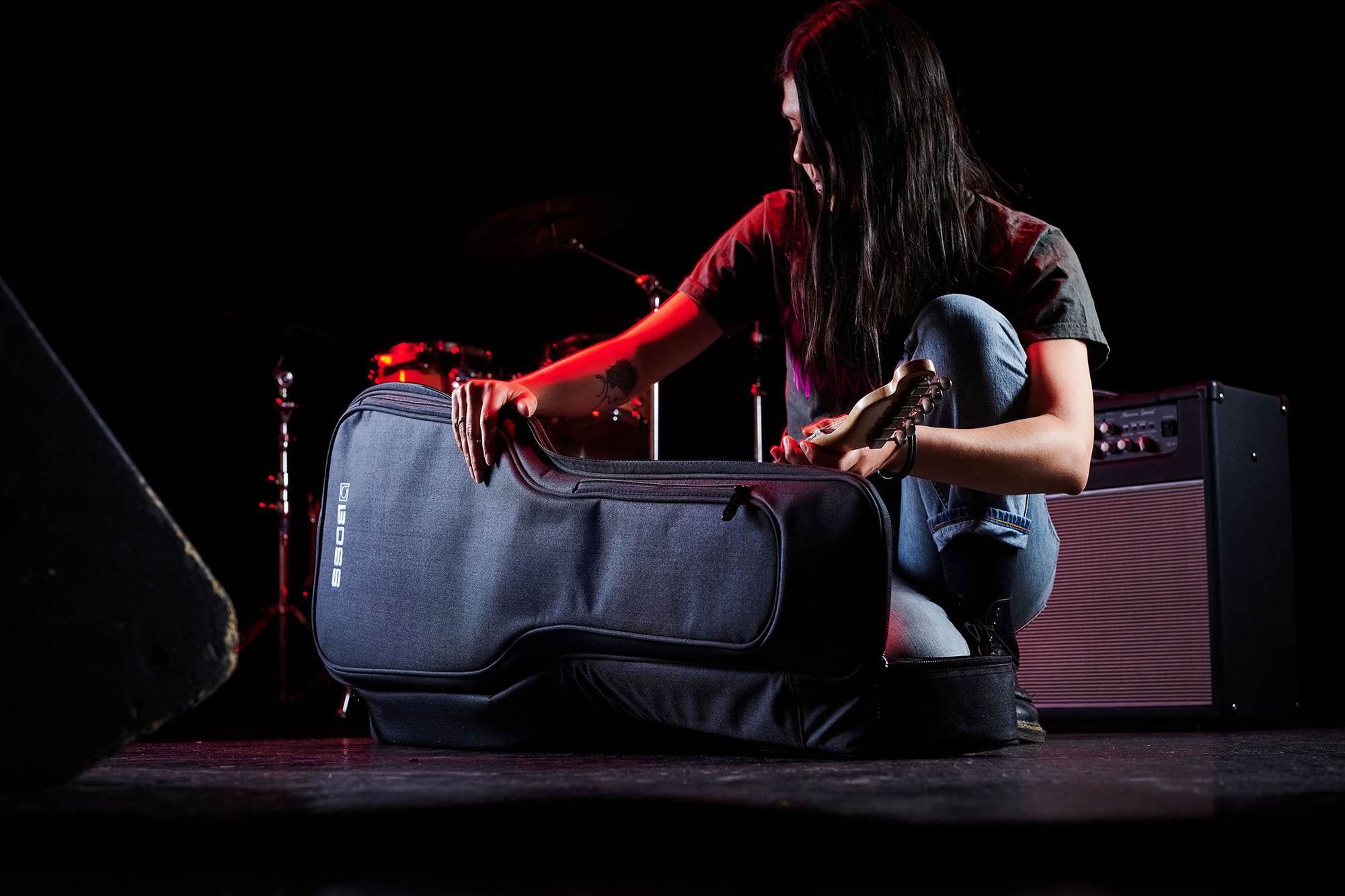 bboss-cb-eg10-saco-almofadado-preto-alta-qualidade-para-guitarra-eletrica-best-seller-b_68417e971abb3.jpg