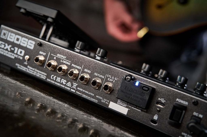 bboss-gx-10-pedaleira-multi-efeitos-usb-para-guitarra-e-baixo-best-seller-visor-a-cores-sensivel-ao-toque-b_6901138a0ff77.jpg
