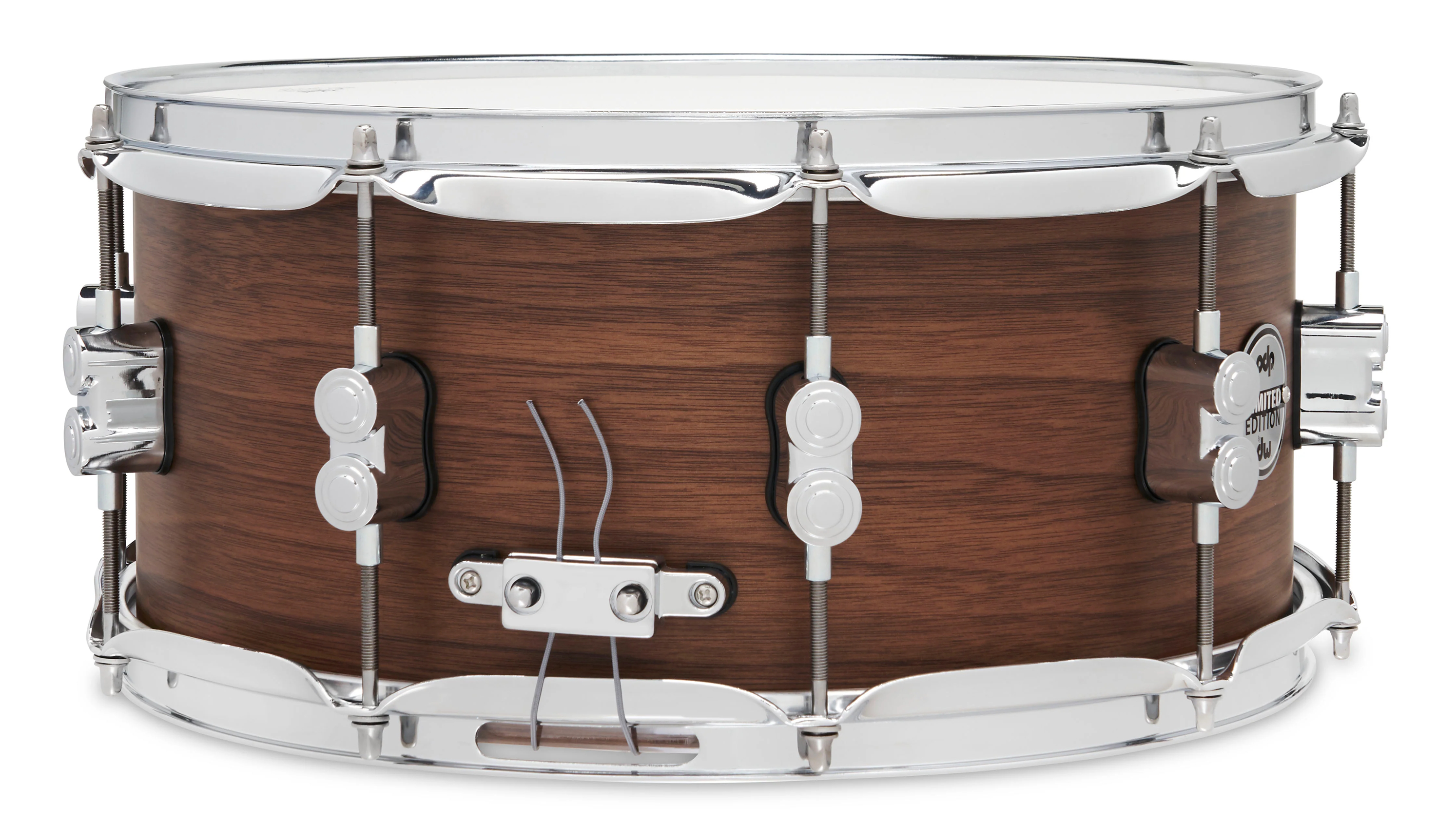 bdw-pdp-walnut-limited-edition-14-x-65-snare-drum-pdsn6514mwns-b_68429f5e870c8.jpg