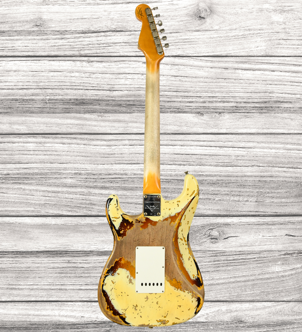 bfender-custom-shop-limited-edition-59-strat-b-super-heavy-relic-aged-vintage-white-over-chocolate-3-color-sunburst_64a69878ae07e.jpg