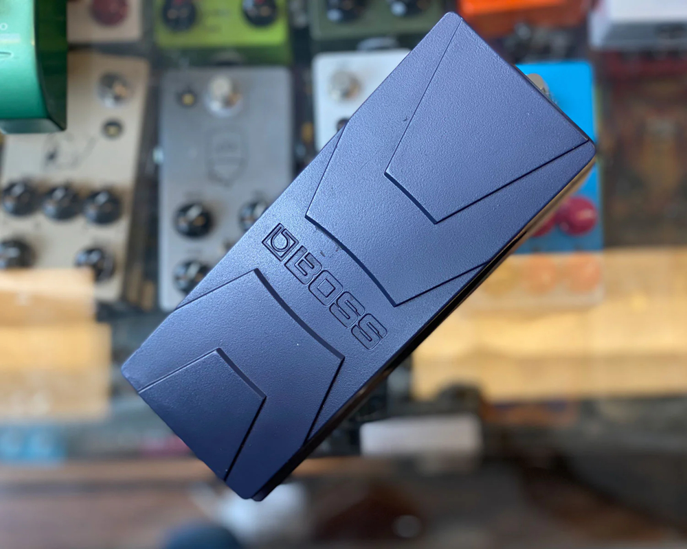 boss-ev-30-pedal-de-volume-e-expressao-universal_67a9f448065df.jpg