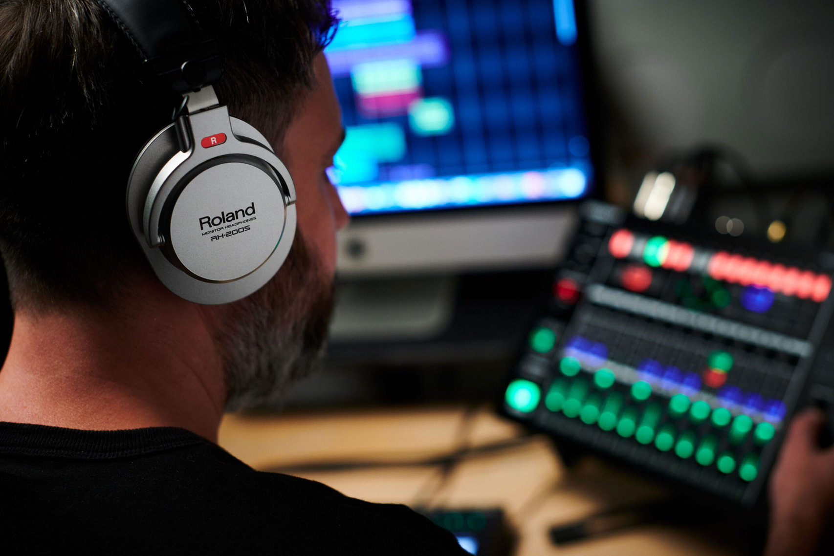 broland-dj-202-pro-controlador-dj-serato-dj-intro-patterns-ritmos-tr-best-seller-b_6800be9df2c2e.jpg