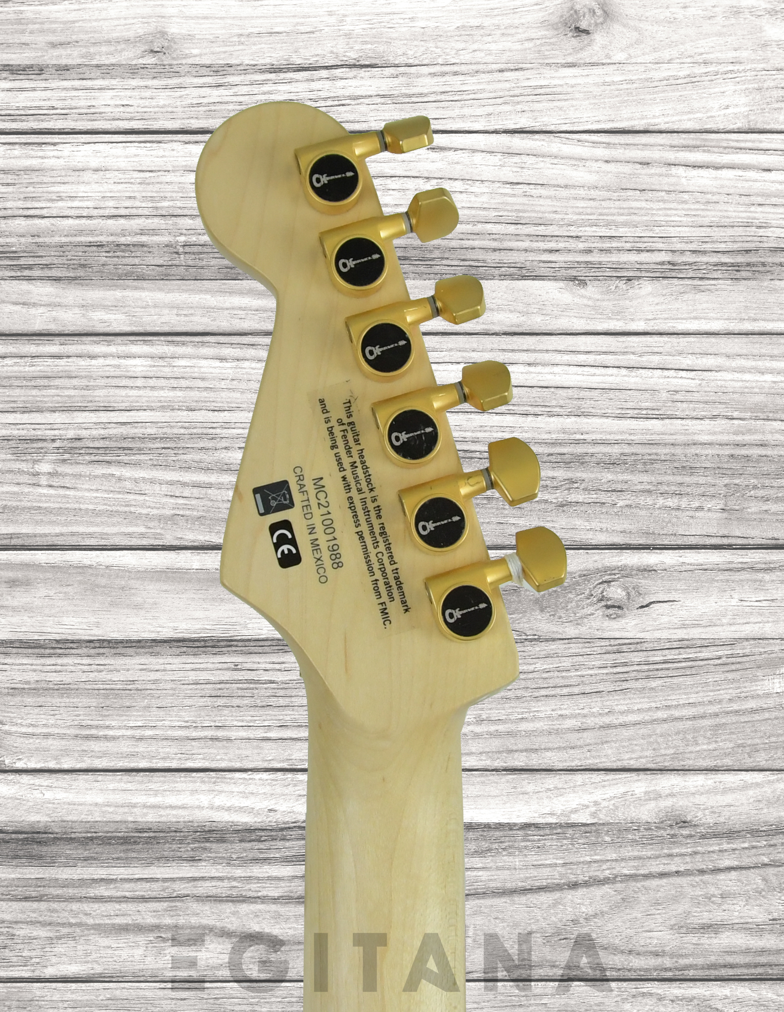 charvel-pro-mod-dk24-hh-fr-m-mahogany-quilt-maple-dark-amber_61d71b529a01d.jpg