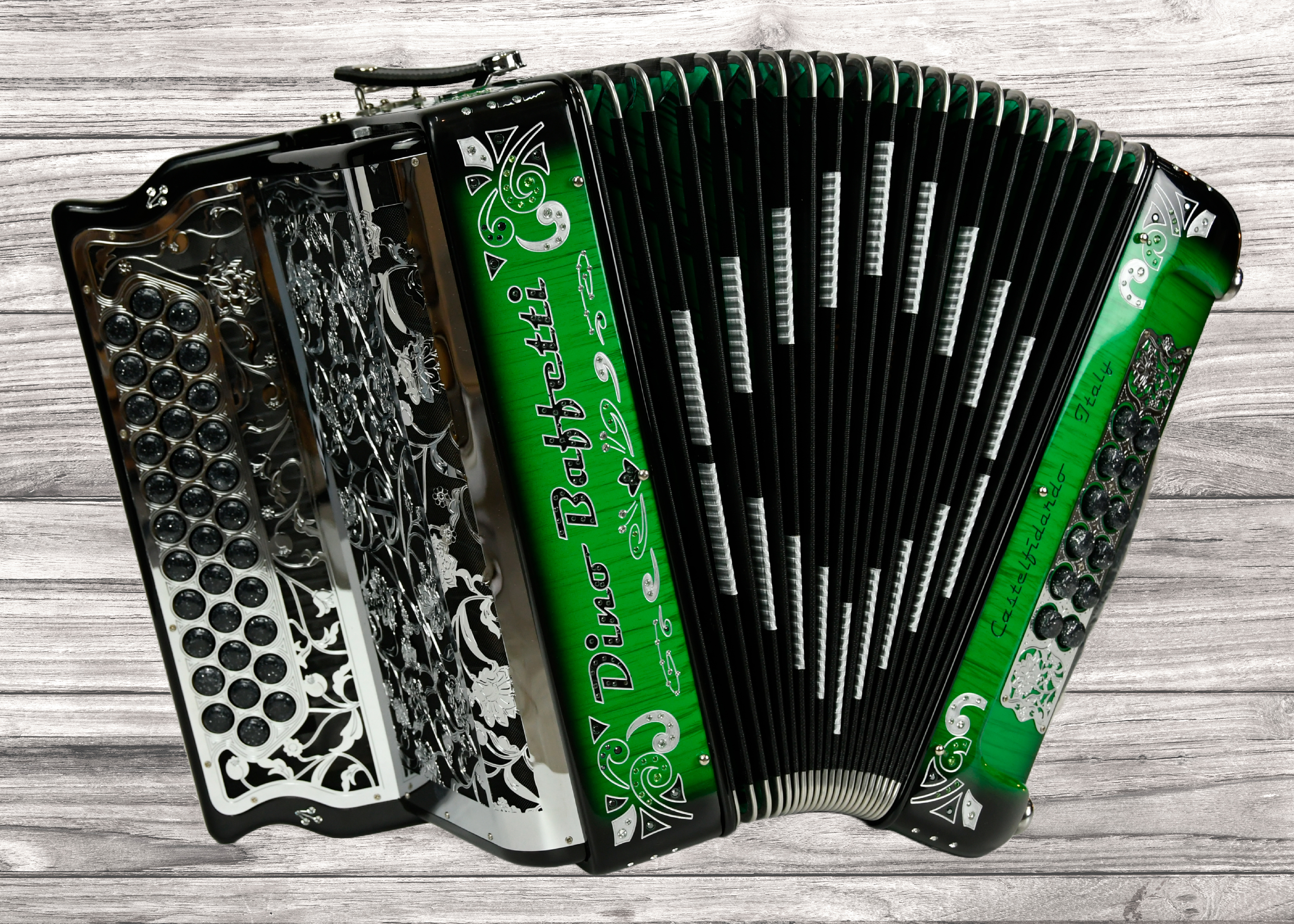 dino-baffetti-supertuga-verde-preto_67cf19fc13627.jpg