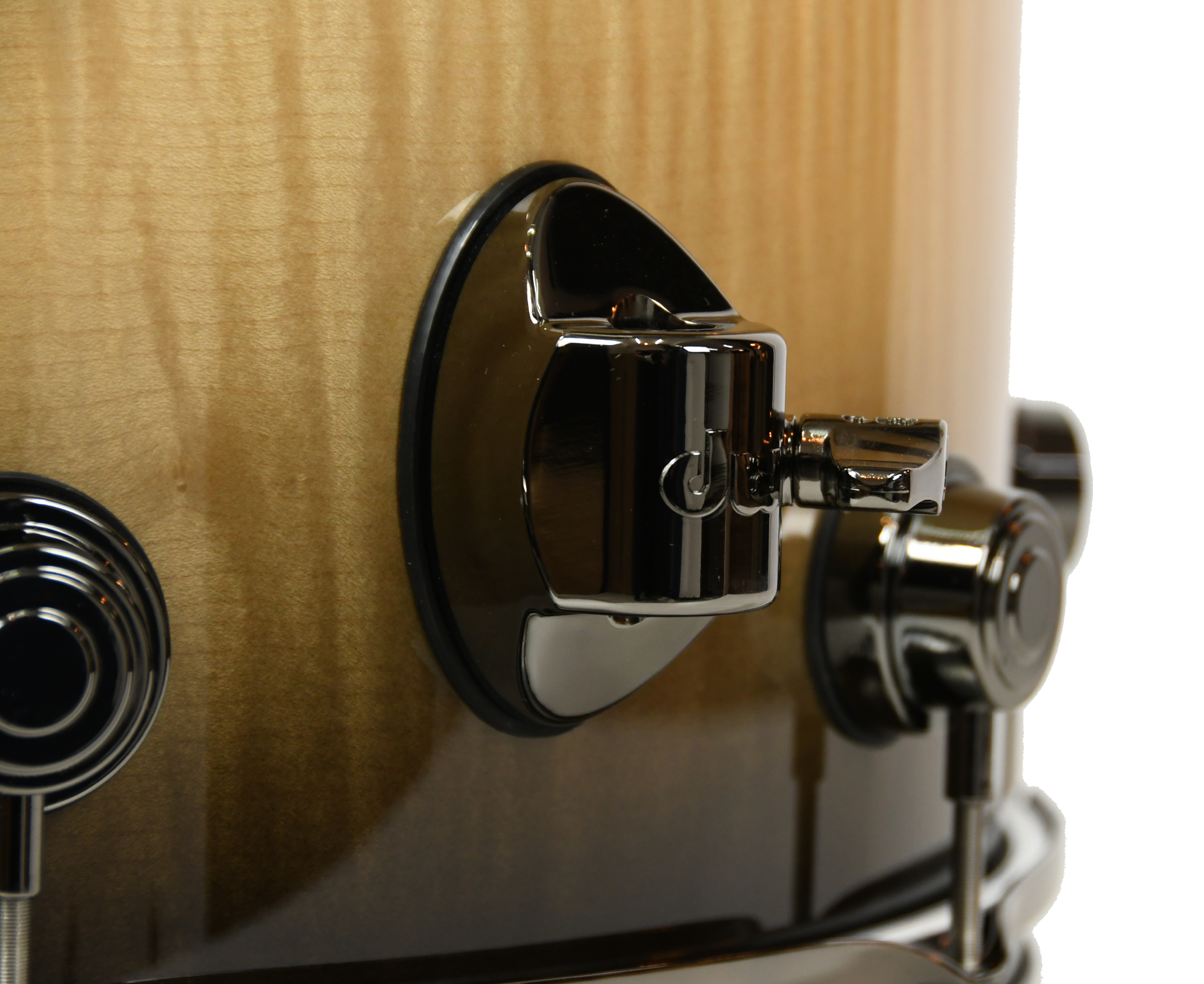 dw-collectors-series-6-piece-shell-pack-candy-black-burst-over-sycamore-with-ziricote-inlay_68f0b249c55cf.jpg