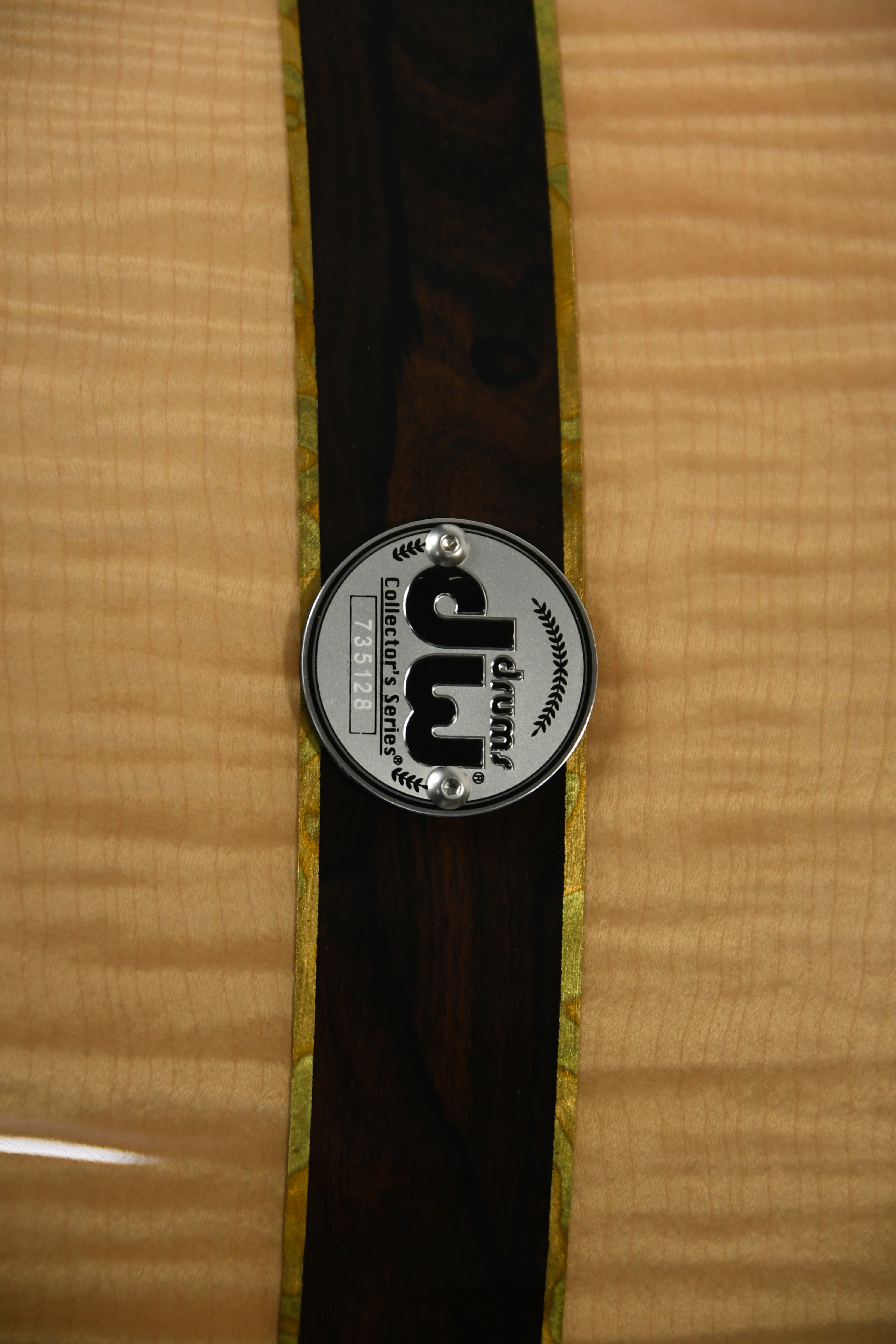 dw-collectors-series-6-piece-shell-pack-candy-black-burst-over-sycamore-with-ziricote-inlay_68f0b2b3141db.jpg
