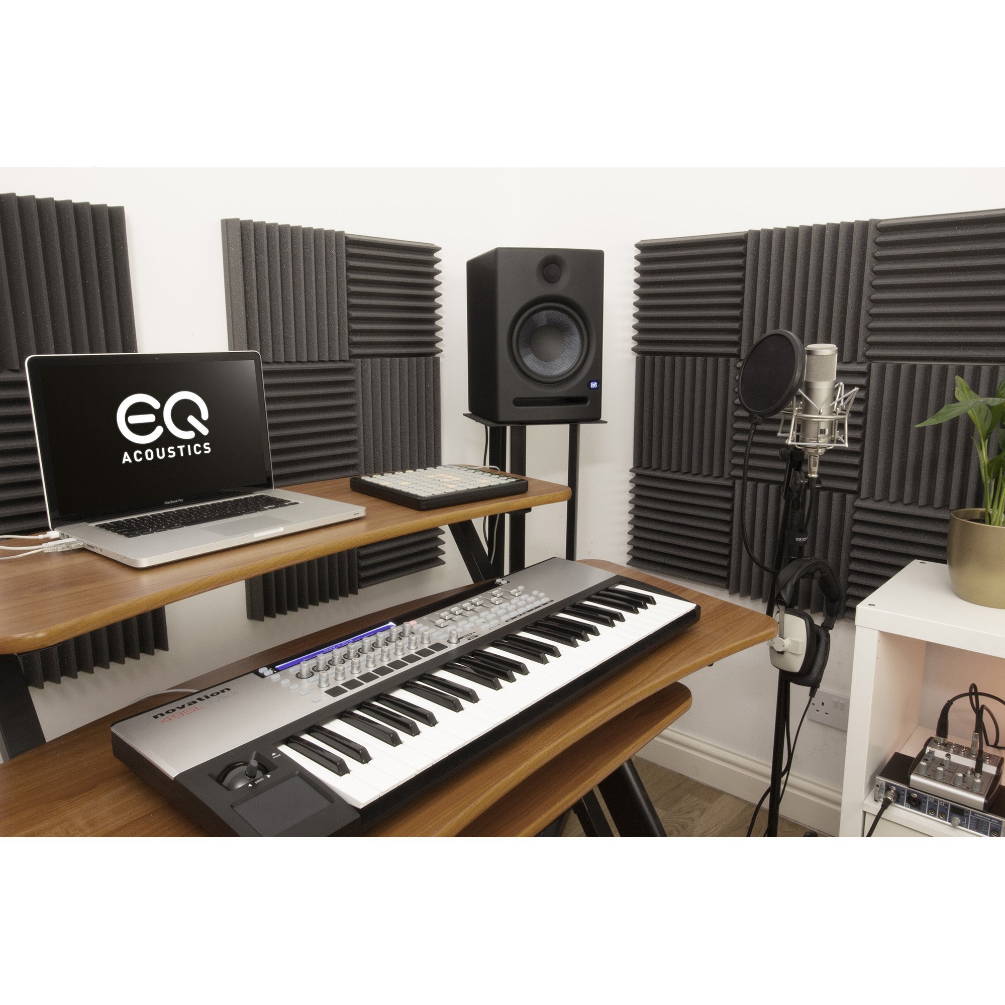 eq-acoustics-classic-wedge-30cm-tile-grey_6022cb5893a1b.jpg