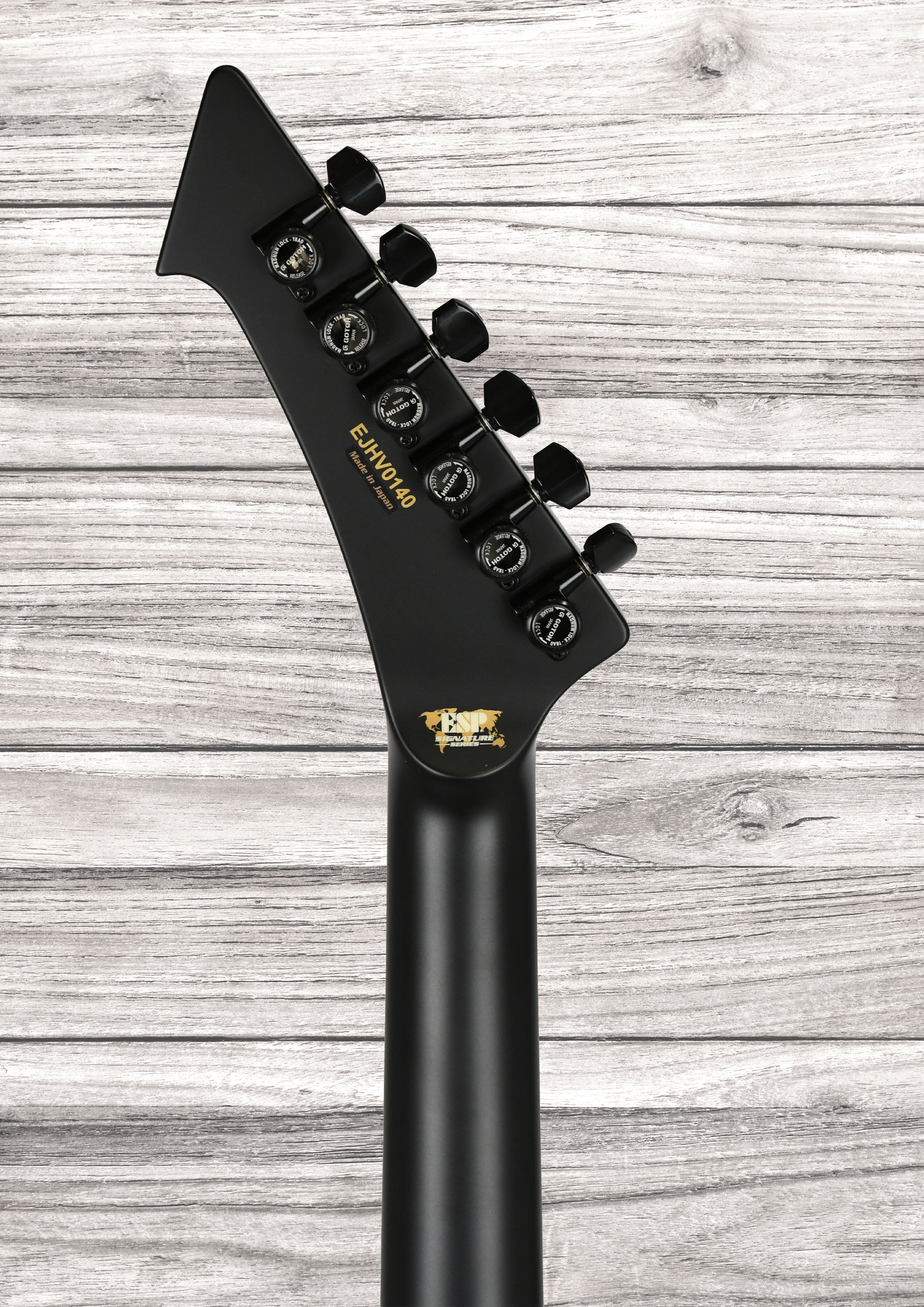esp-vulture-black-satin_69f9ffccb774b.jpg