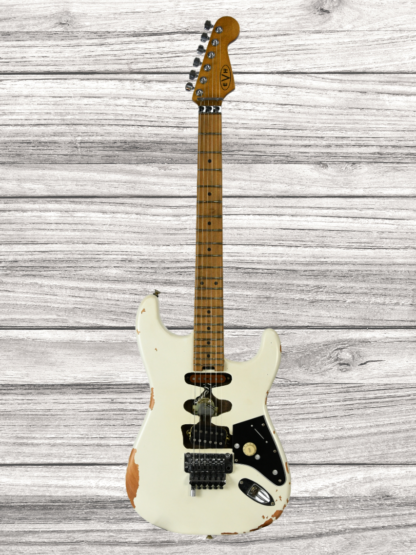 evh-bfrankenstein-series-relic-white-b-guitarra-eletrica_65dca64ea58f8.jpg