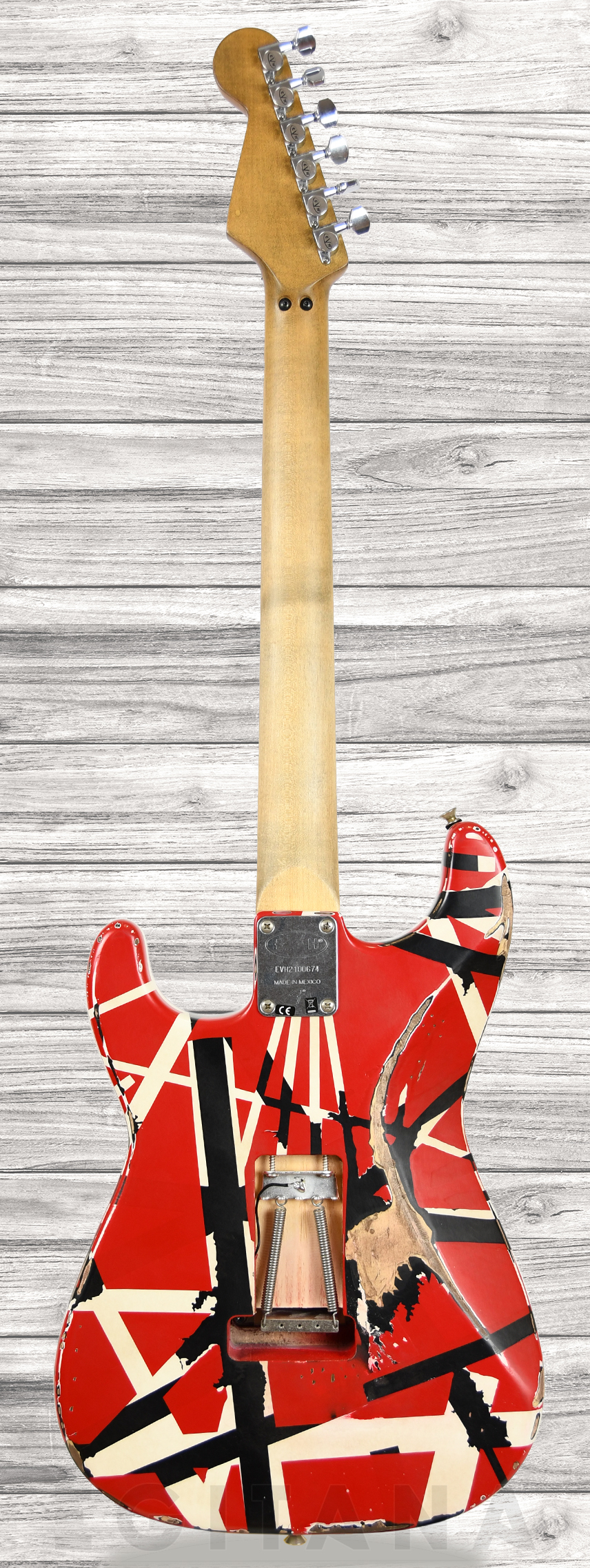 evh-striped-frankie-red-white-black_60d1ab5536a28.jpg