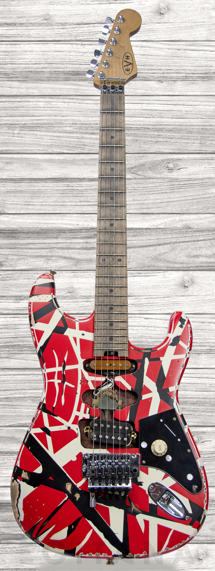 evh-striped-frankie-red-white-black_60d1ab573055d.jpg
