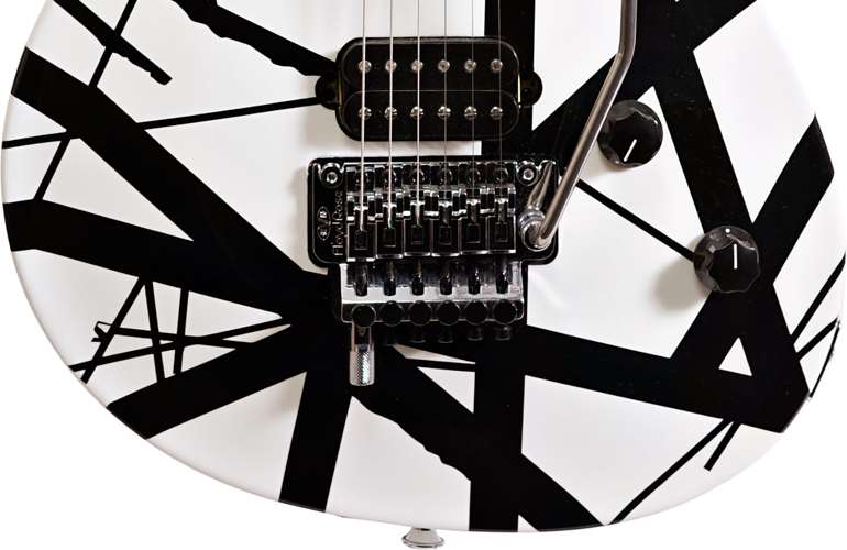 evh-wolfgang-special-b-w_65df22cc39492.jpg