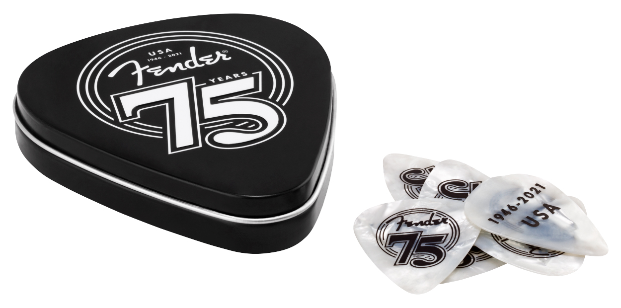 fender-75th-anniversary-pick-tin-18un-black_606c2bf5e01c0.jpg