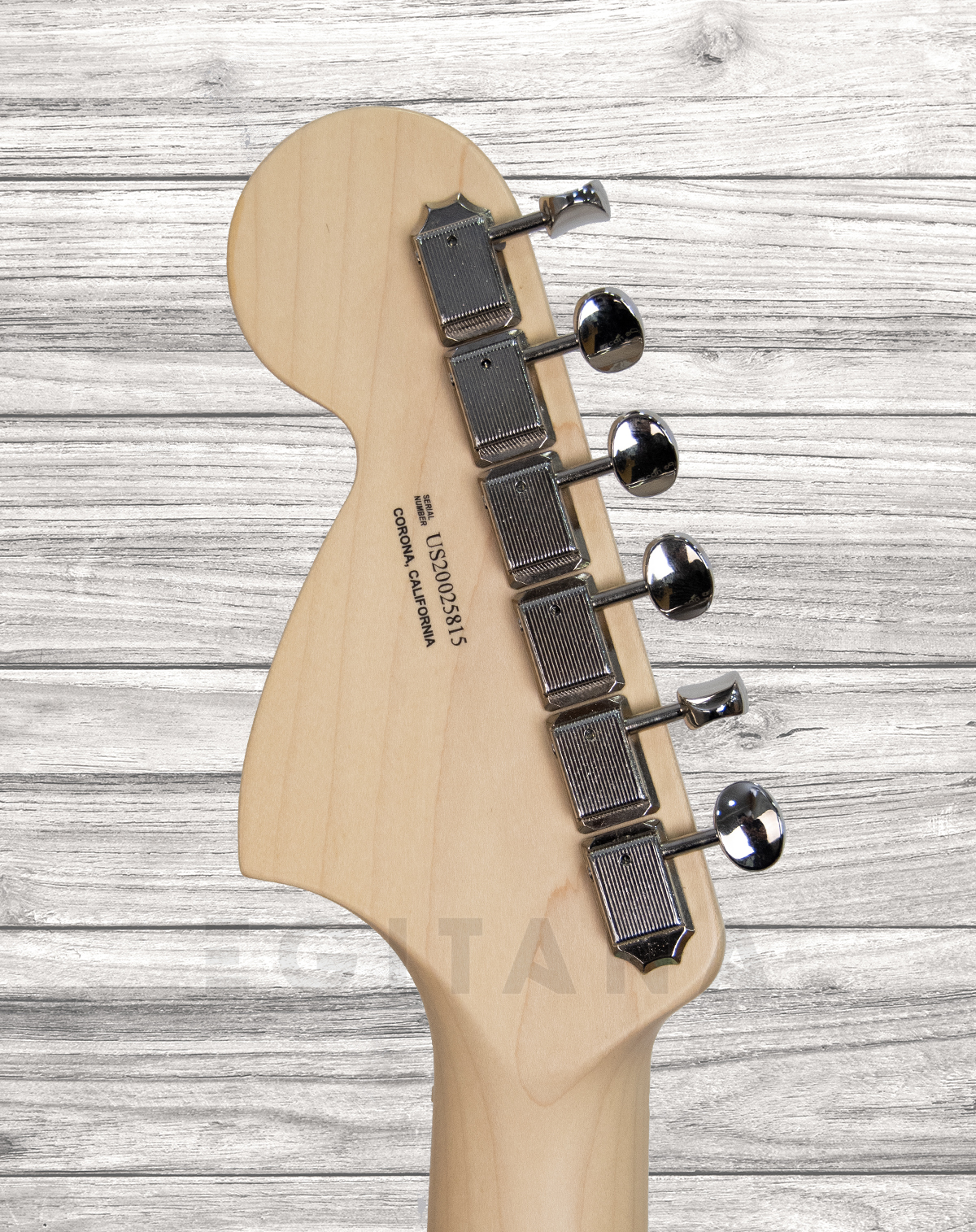 fender-am-perf-strat-hss-mn-sfg_5f36a93abc875.jpg