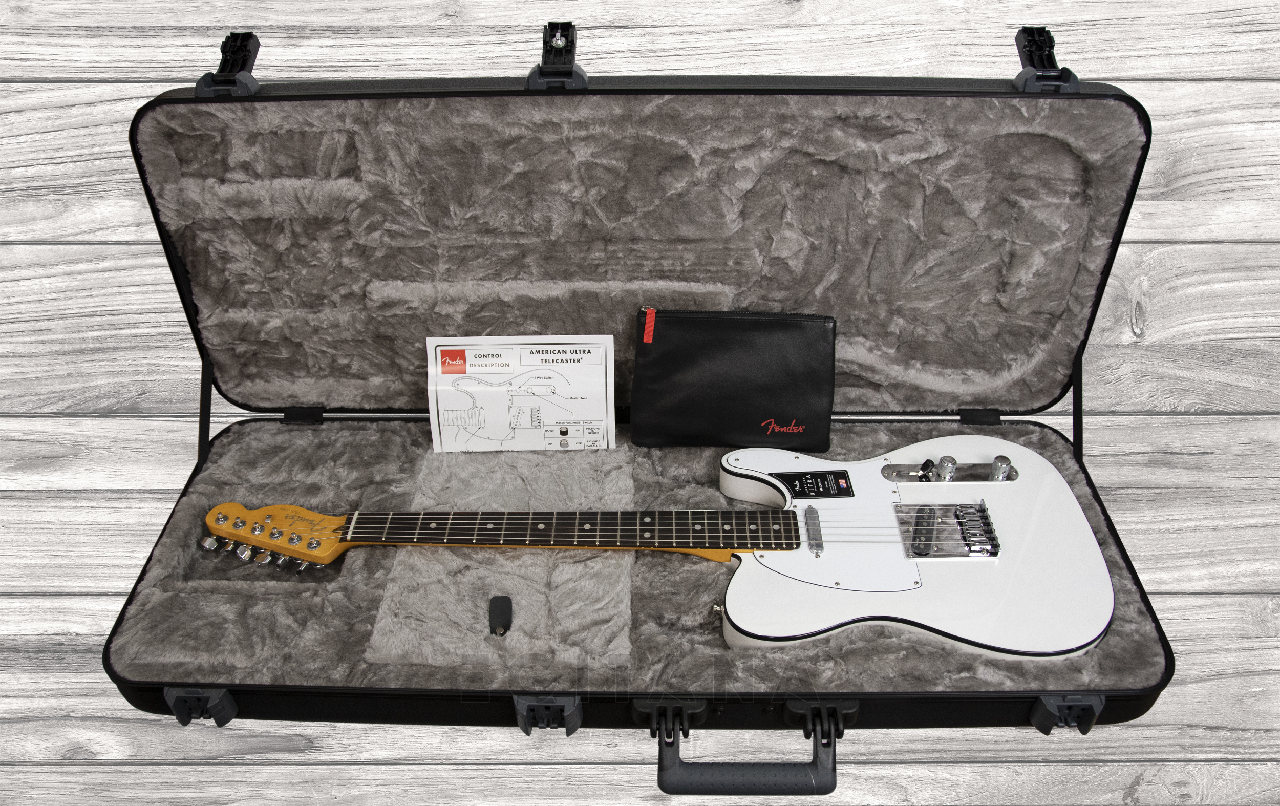 fender-am-ultra-tele-rw-arctic-pearl_5f3a4c201bea3.jpg