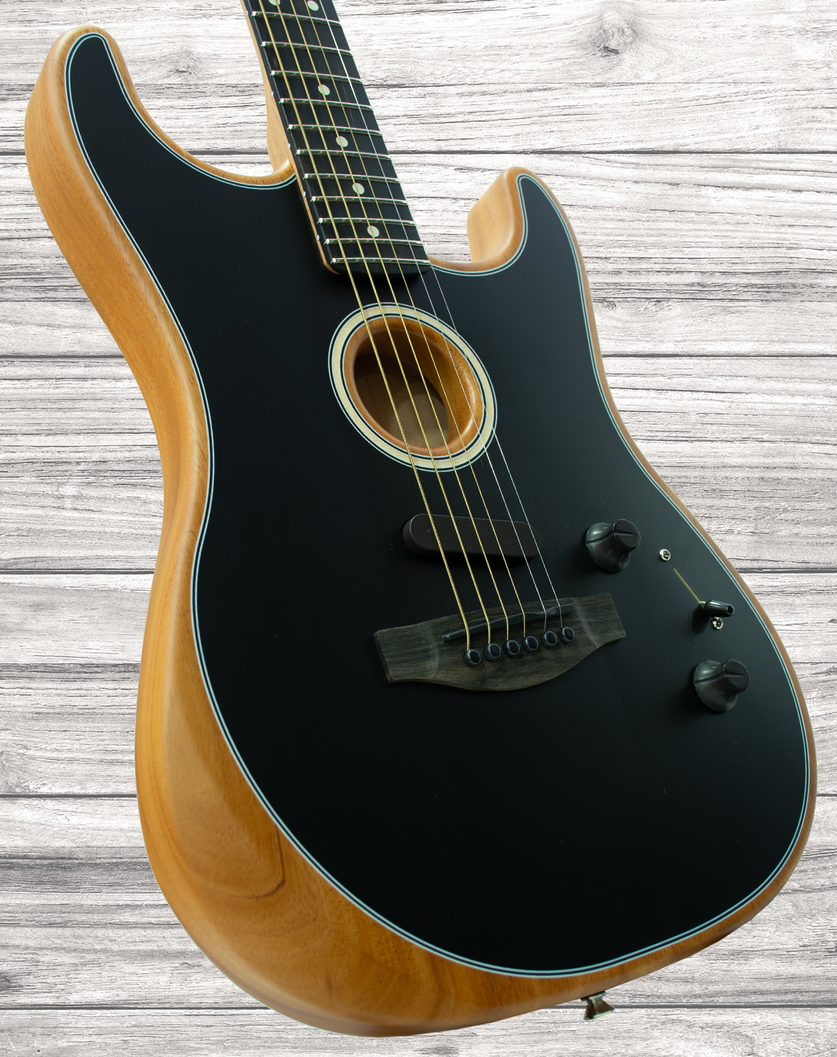 fender-american-acoustasonic-strat-bk_5ed7b4f00177f.jpg