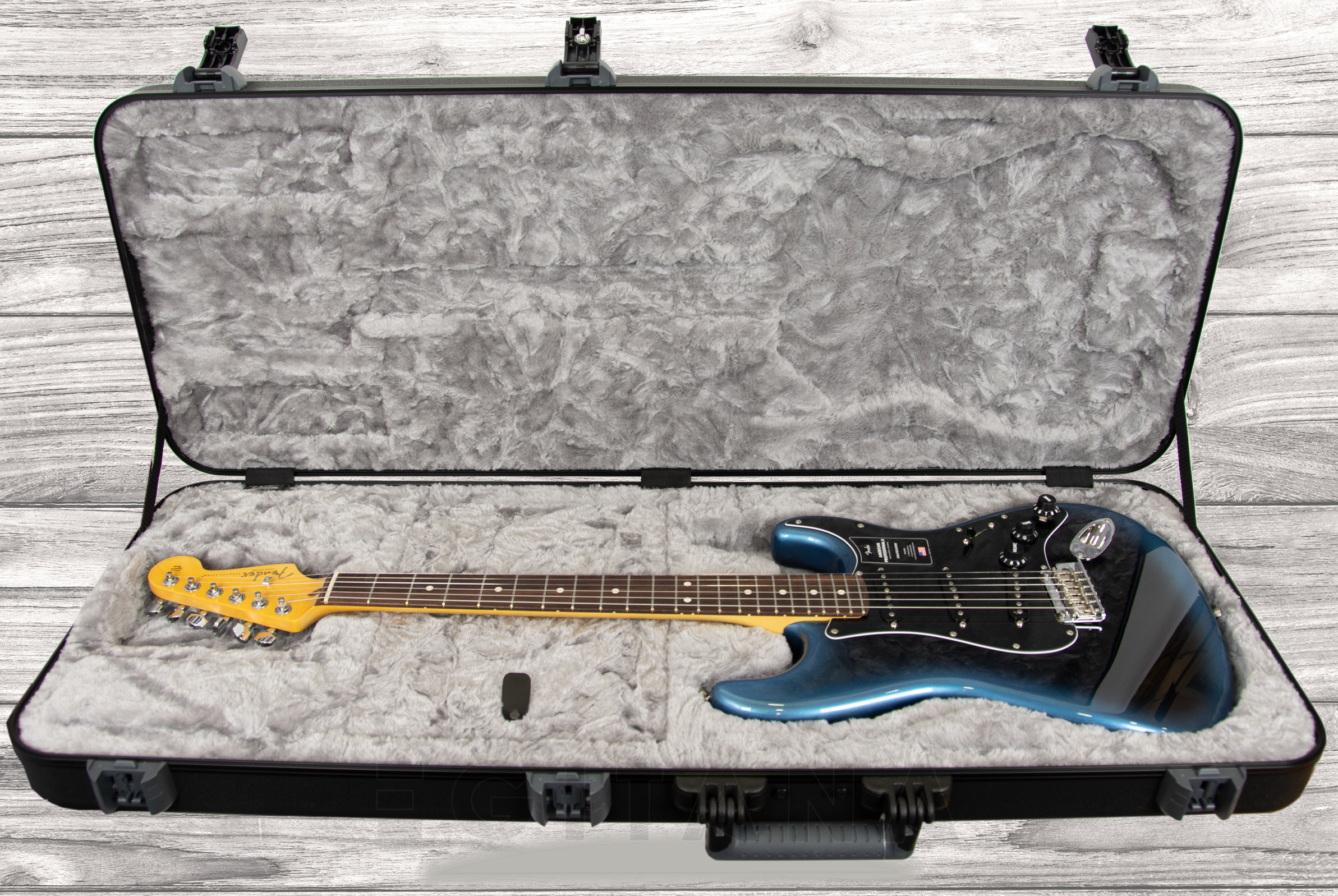 fender-american-pro-ii-strat-dk-nit_603e79313f2e9.jpg