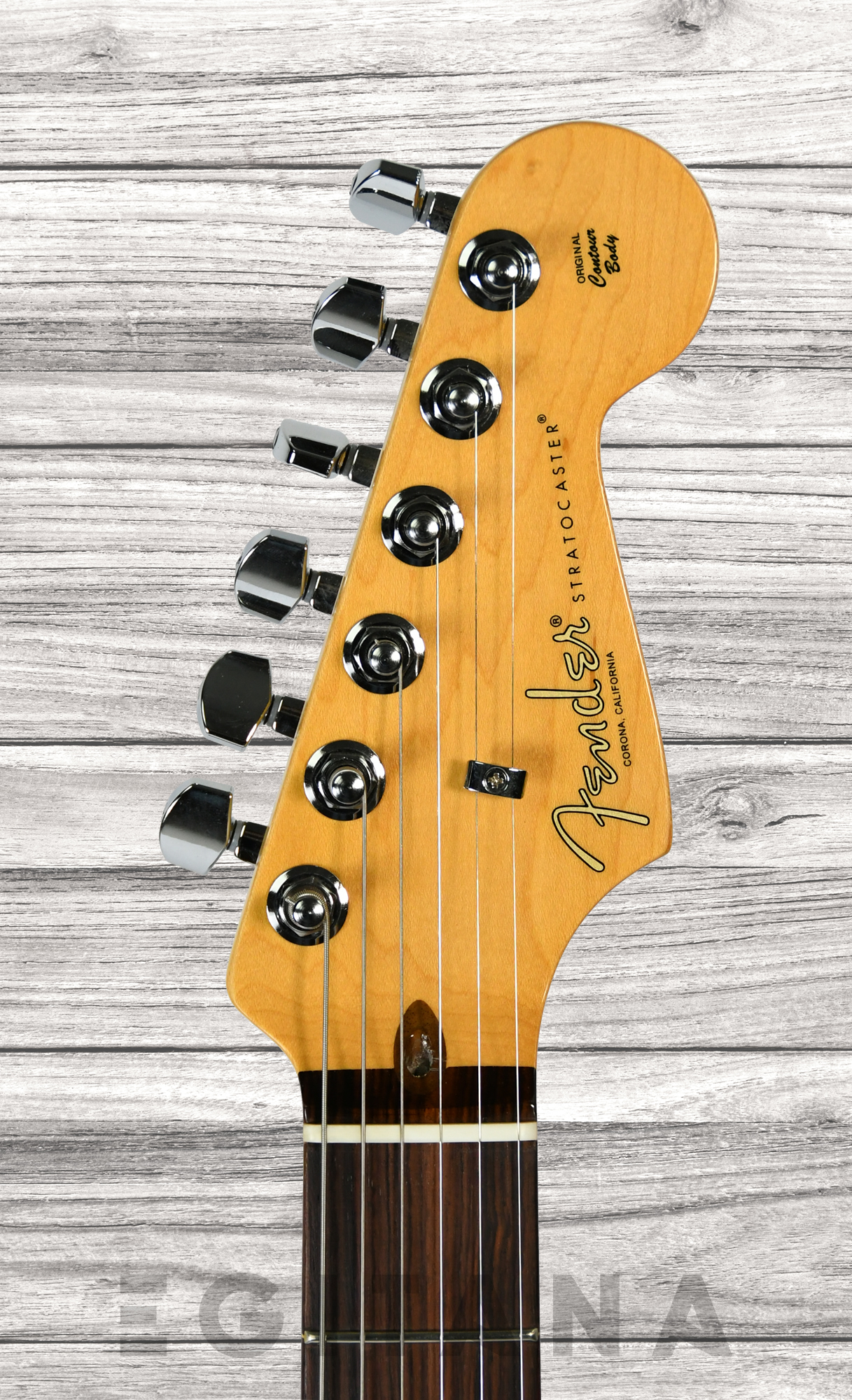 fender-american-pro-ii-strat-hss-mbl_635025d4da2ad.jpg