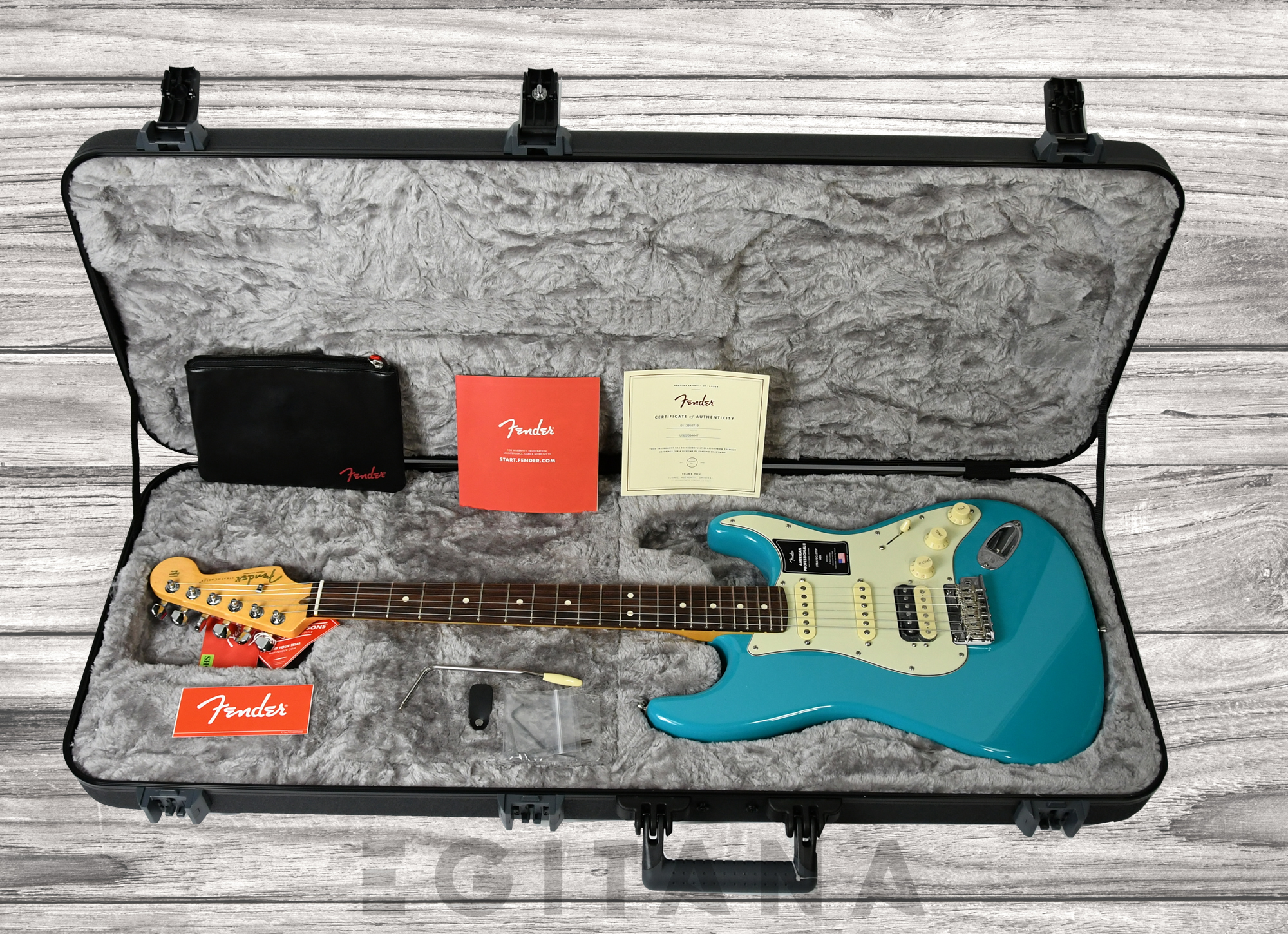 fender-american-pro-ii-strat-hss-mbl_635025d813444.jpg