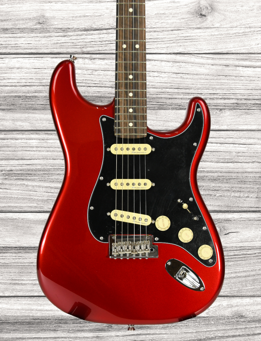 fender-american-professional-ii-candy-apple-red-exclusivo-egitana_66042fd05605e.jpg