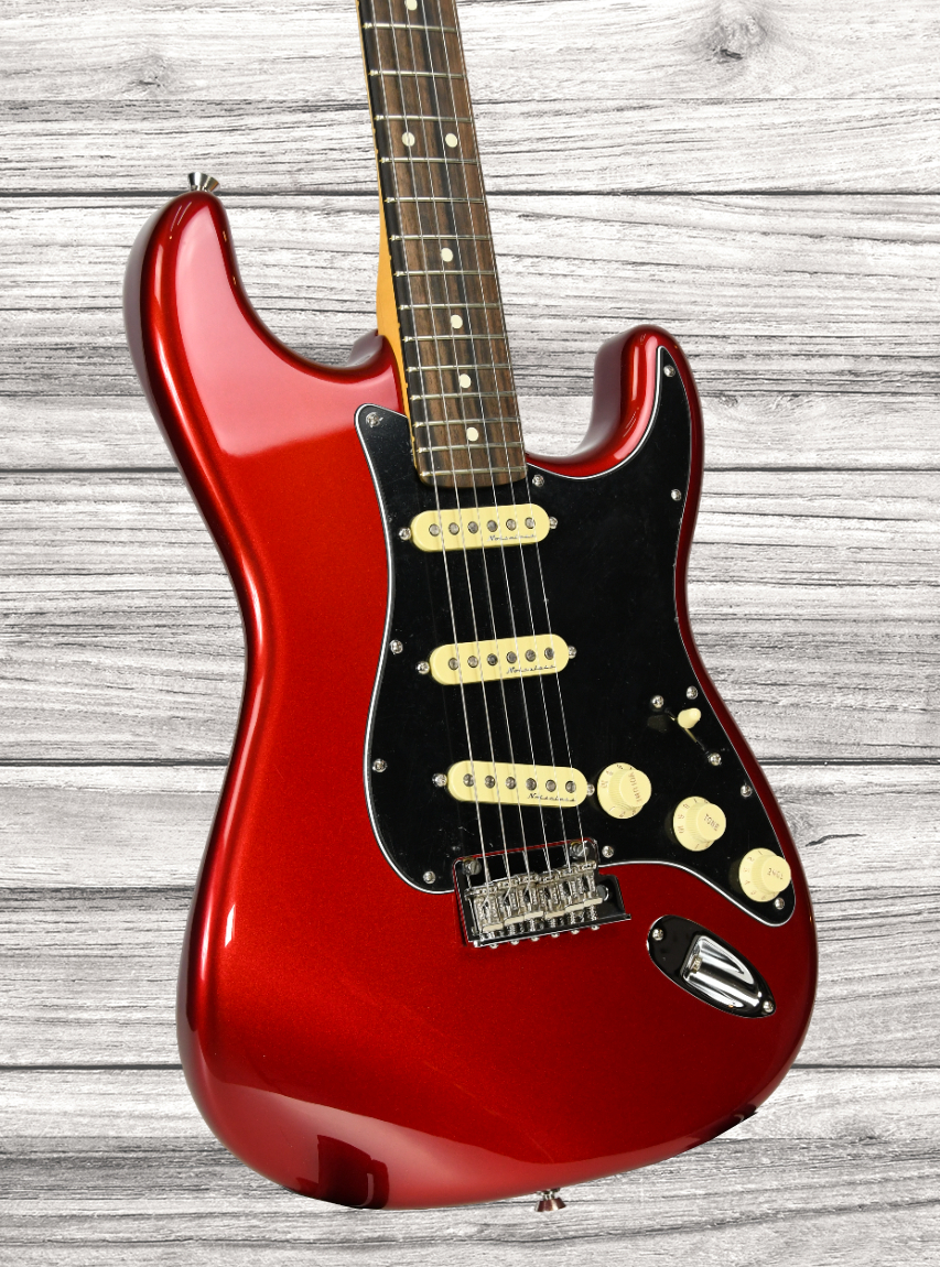 fender-american-professional-ii-candy-apple-red-exclusivo-egitana_66042fd491702.jpg