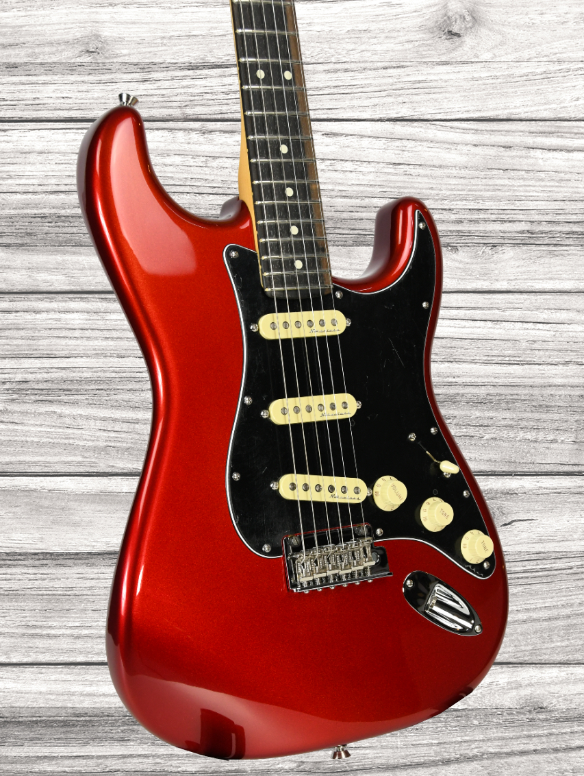 fender-american-professional-ii-candy-apple-red-exclusivo-egitana_66042ff5dfe8e.jpg