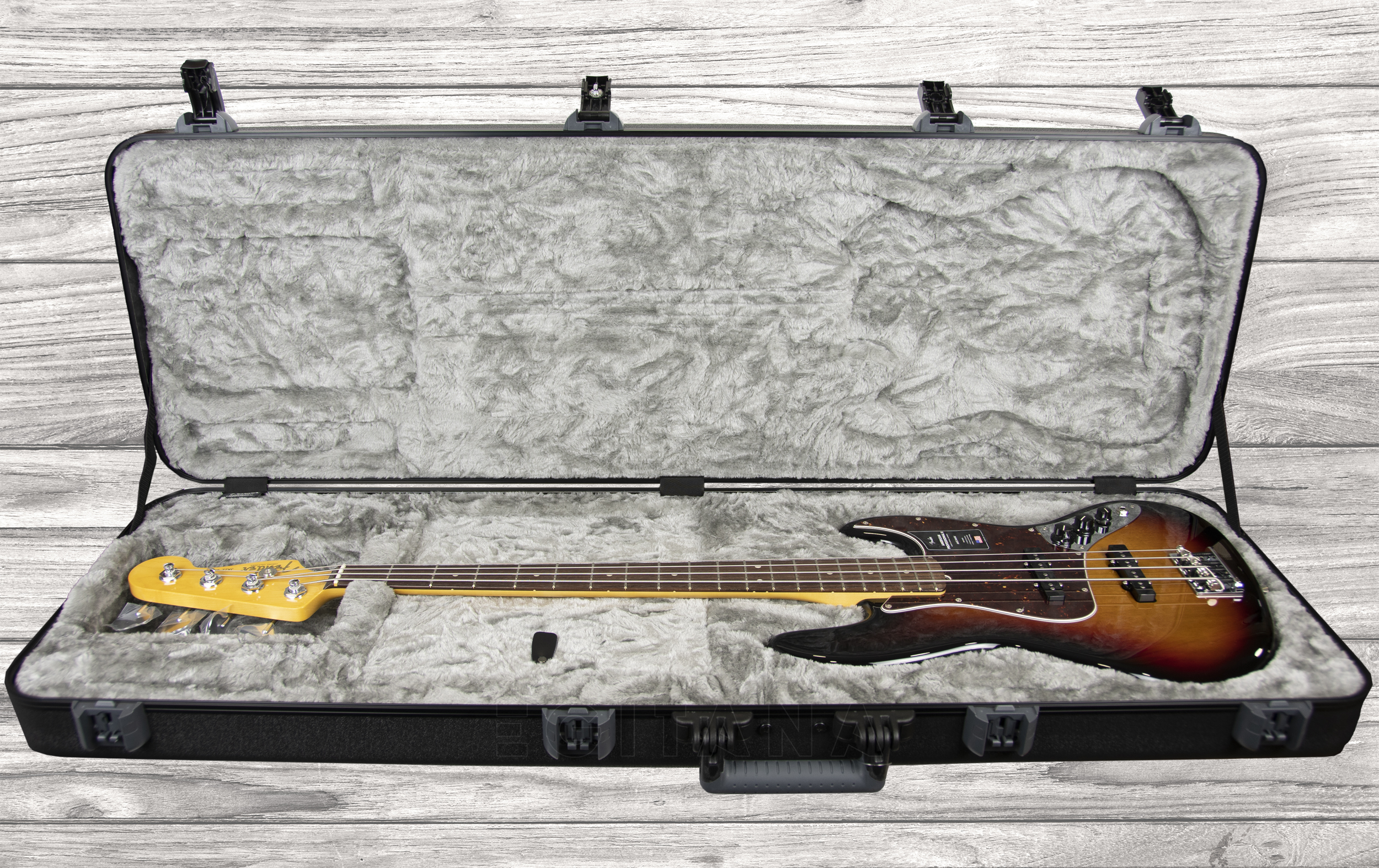 fender-american-professional-ii-jazz-bass-rw-3-color-sunburst_5f8f1cd0c1320.jpg
