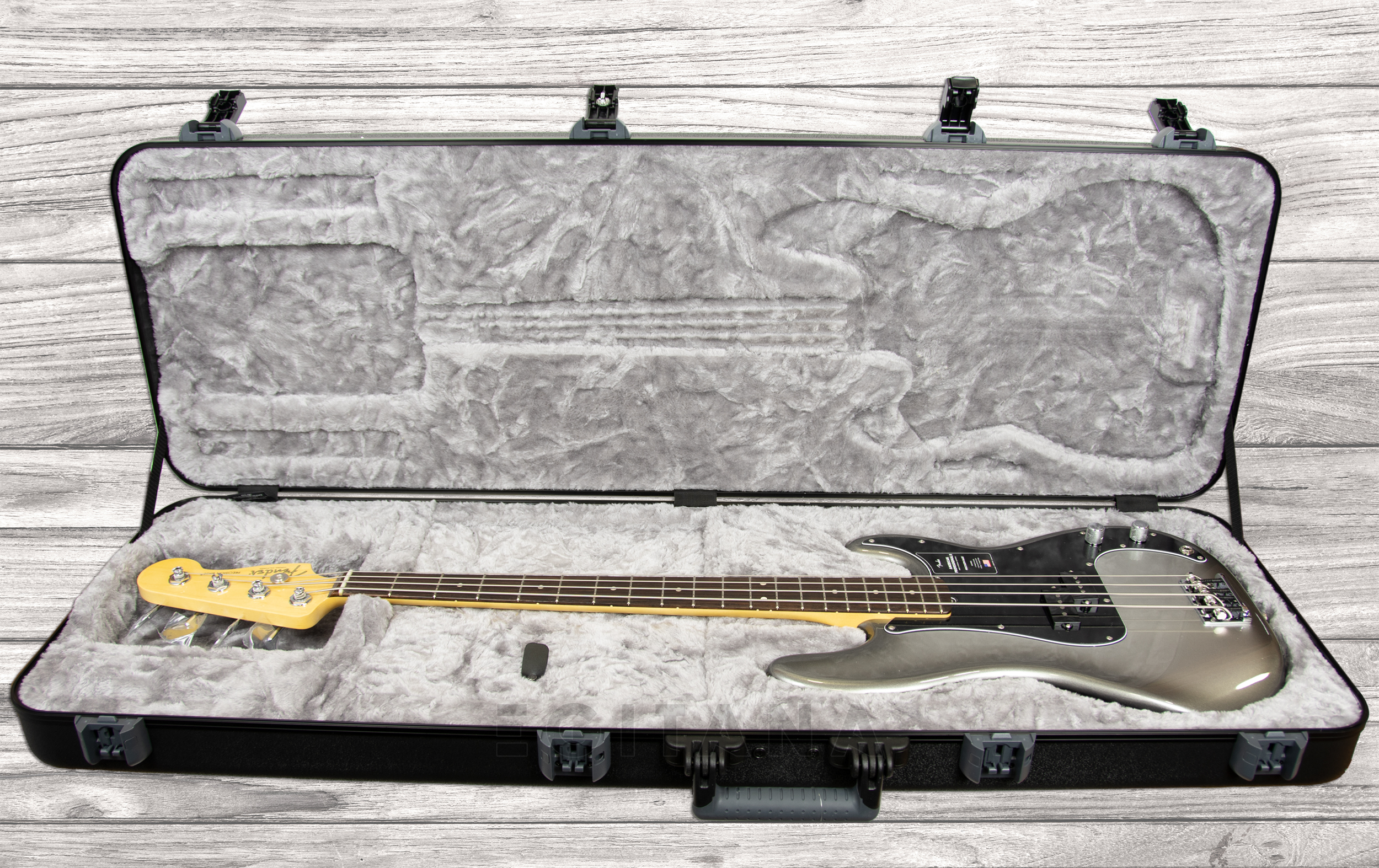 fender-american-professional-ii-precision-bass-rw-mercury_5fa04a91afaf7.jpg