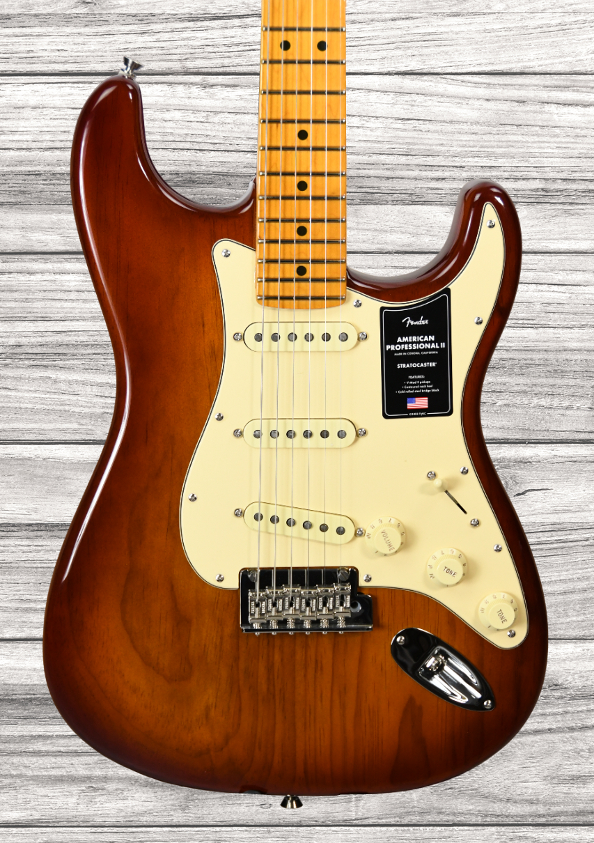fender-american-professional-ii-stratocaster-mn-sienna-sunburst_640afca34fe6b.jpg