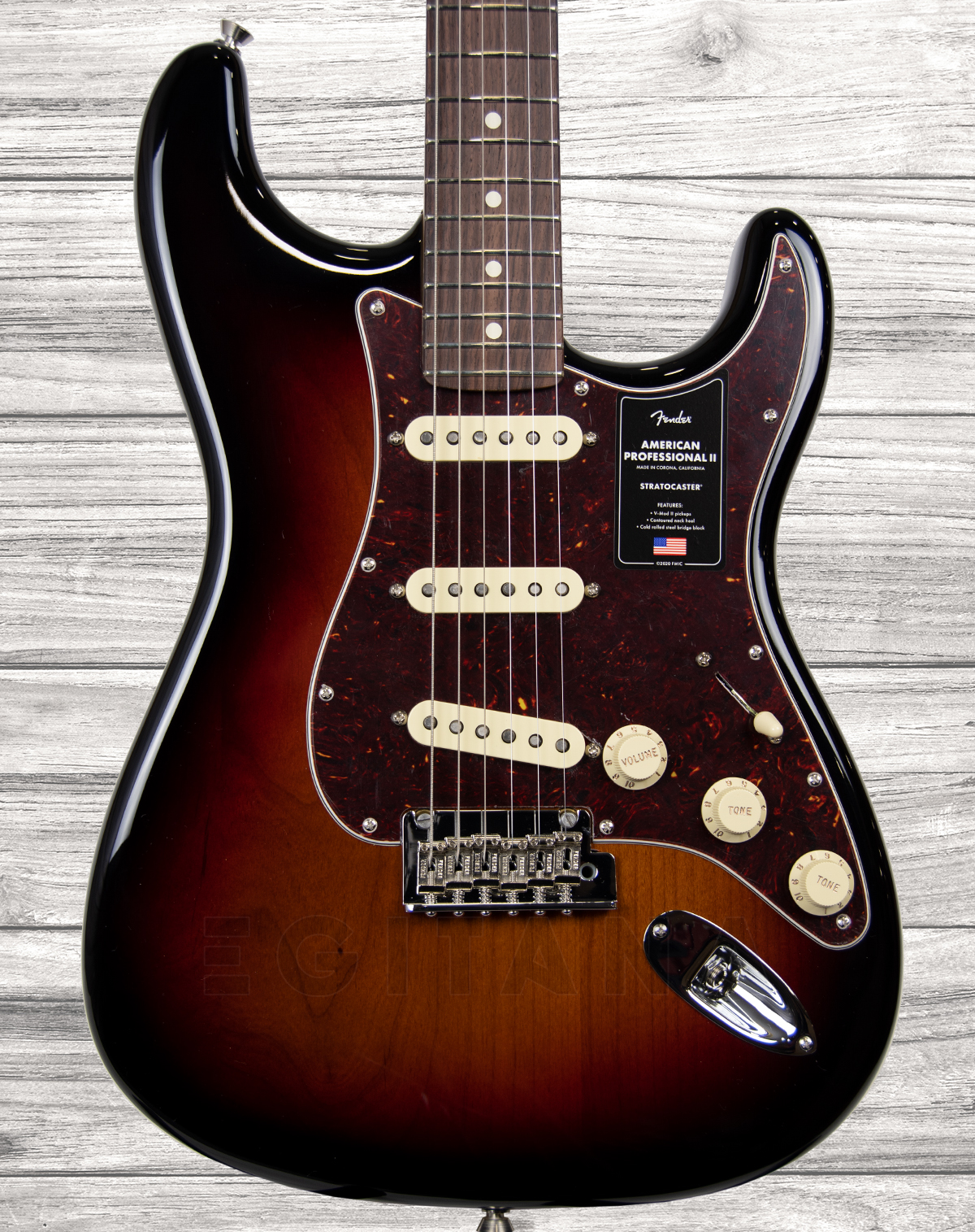 fender-american-professional-ii-stratocaster-rw-3-color-sunburst_5f8f157d5e1eb.jpg