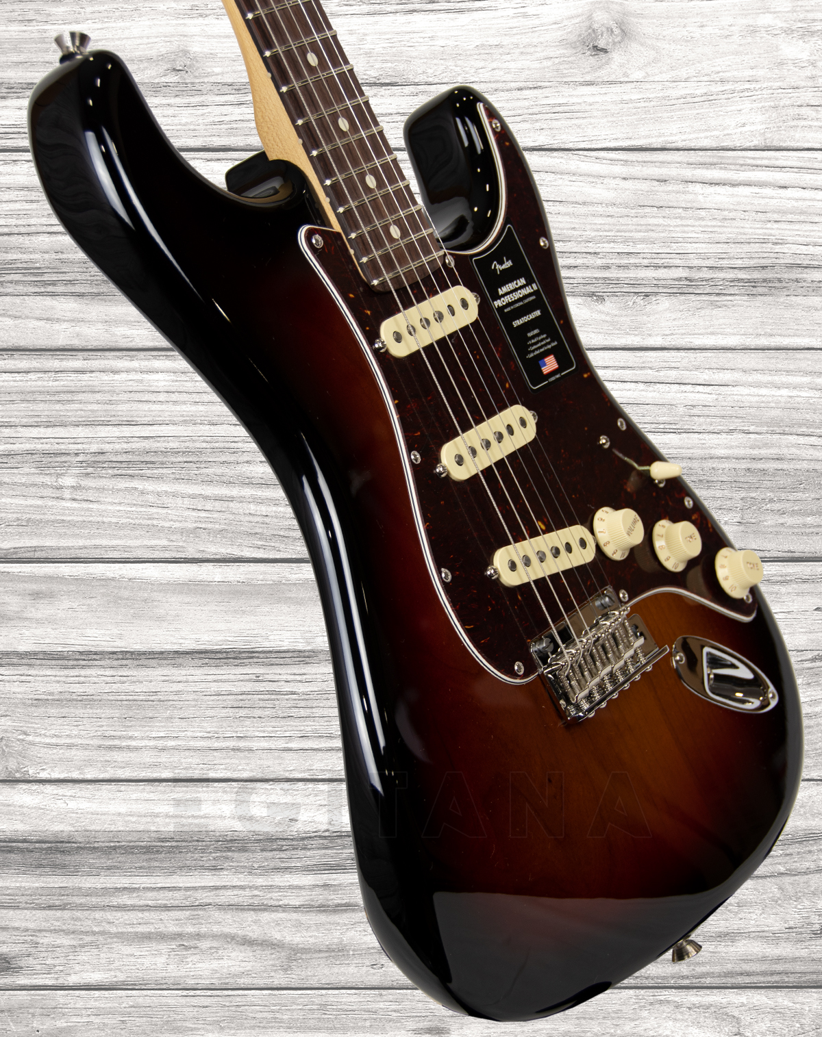 fender-american-professional-ii-stratocaster-rw-3-color-sunburst_5f8f157e5e4ea.jpg