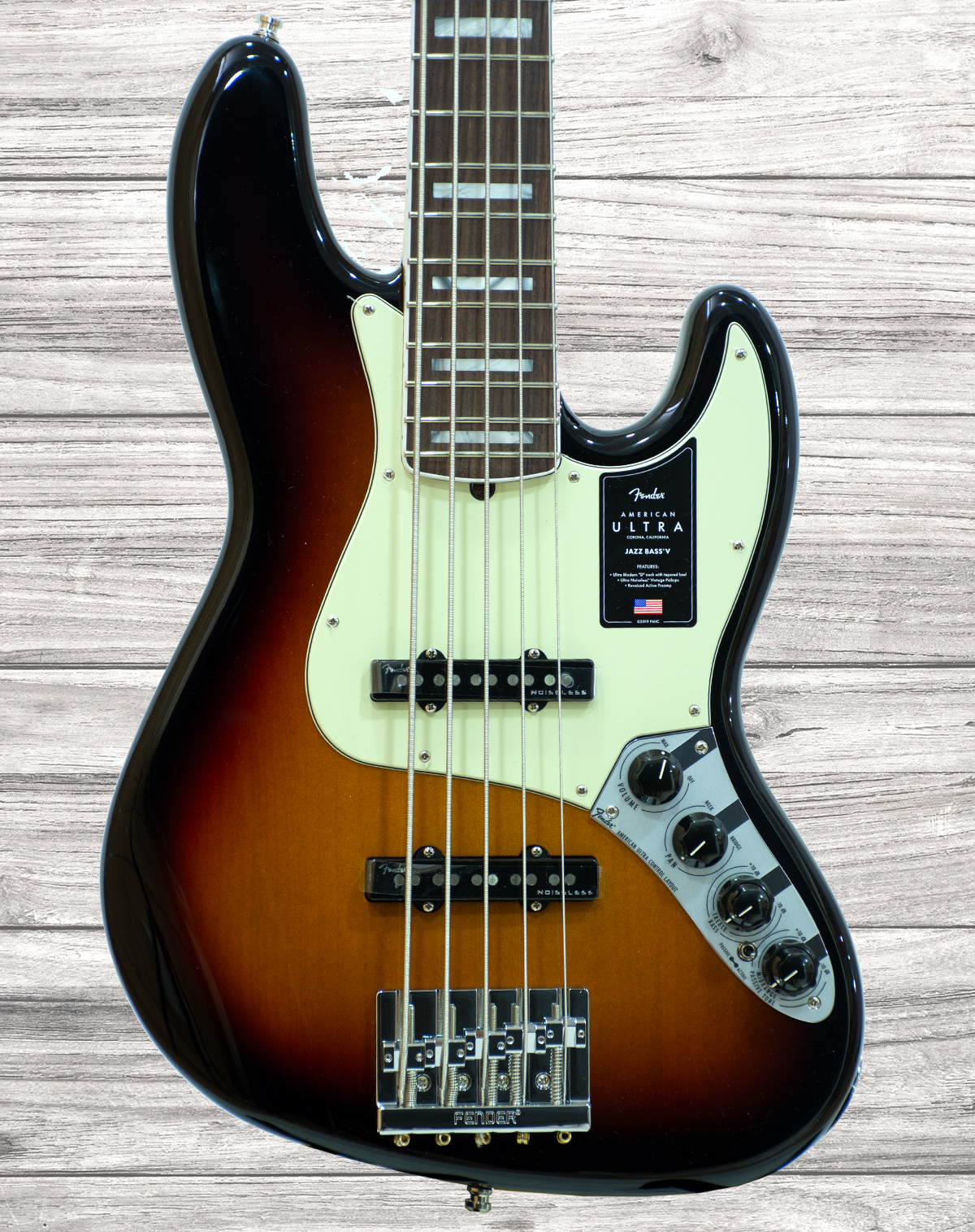 fender-american-ultra-j-bass-v-rw-ultrburst_5ecbf0a2ab07c.jpg