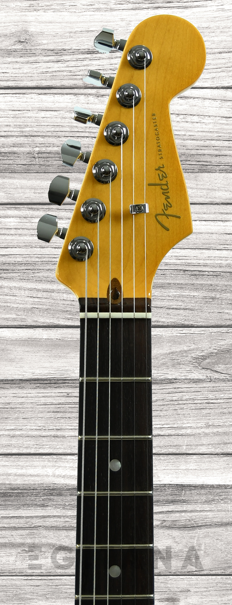fender-american-ultra-strat-rw-ultraburst_612df2879604b.jpg