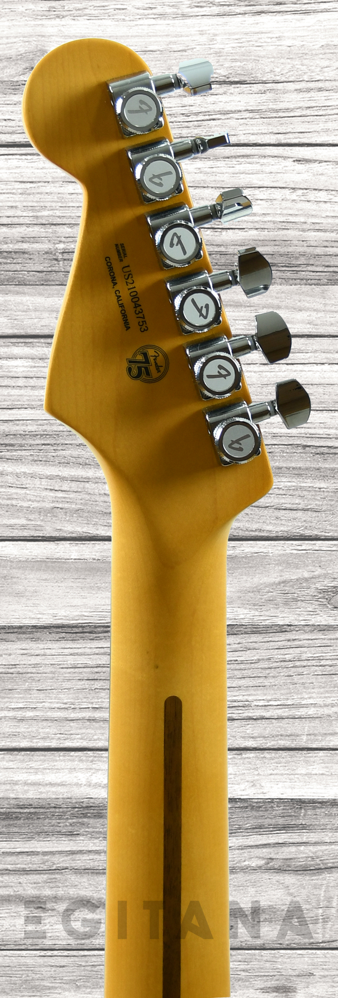 fender-american-ultra-strat-rw-ultraburst_612df288b1009.jpg