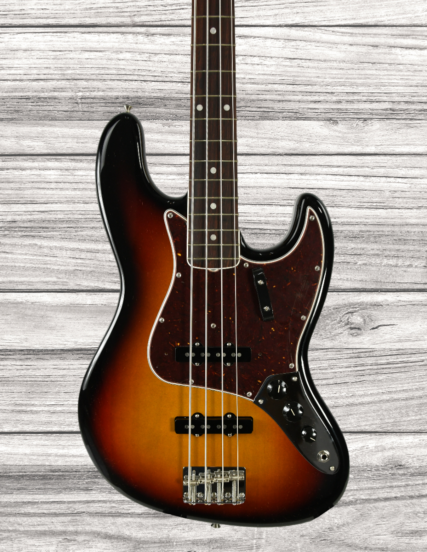 fender-american-vintage-ii-1966-jazz-bass-rosewood-fingerboard-3-color-sunburst_646cb9694cbac.jpg