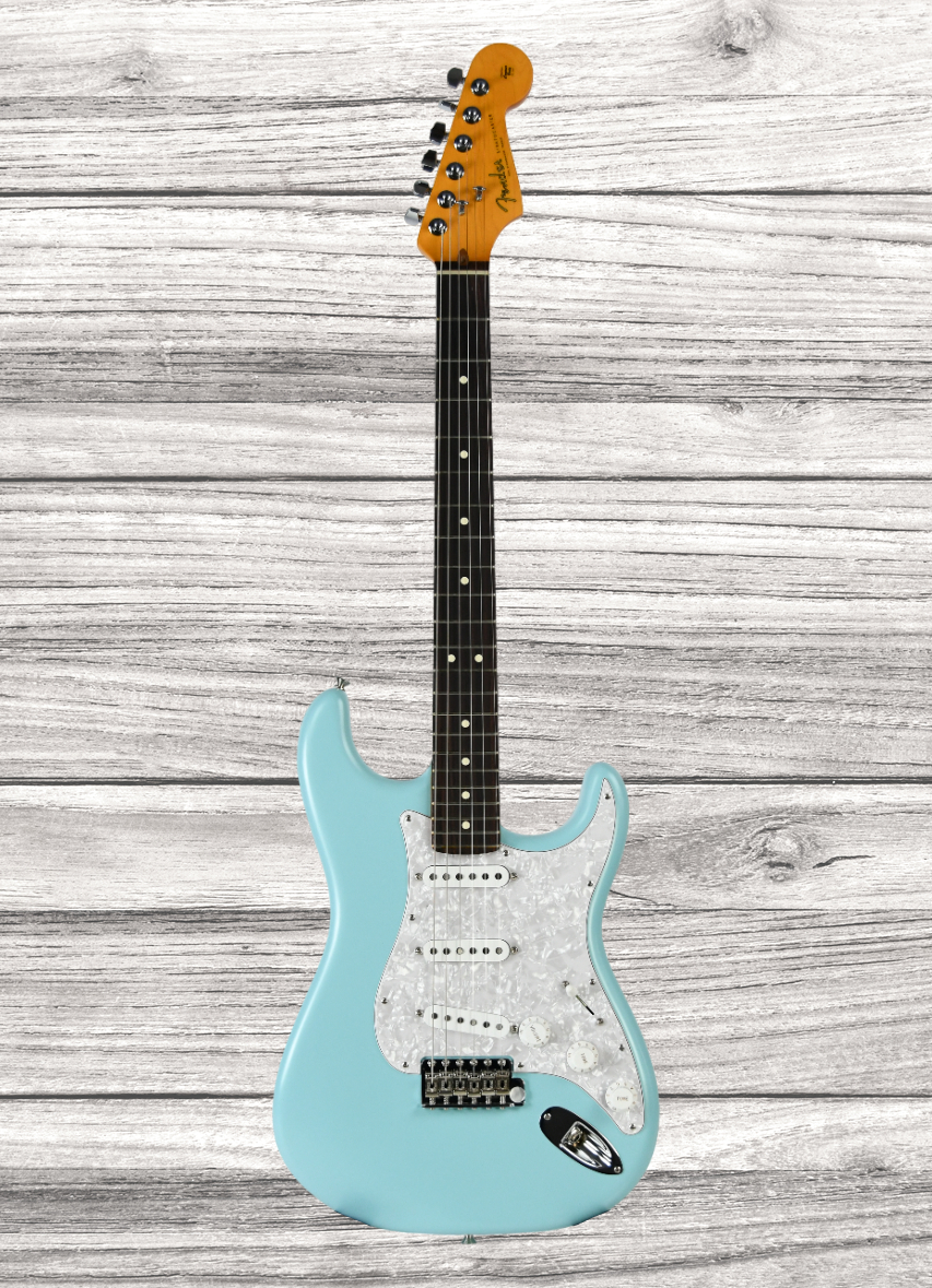 fender-cory-wong-strat-daphne-blue-edicao-limitada_65d7780fdb8c8.jpg