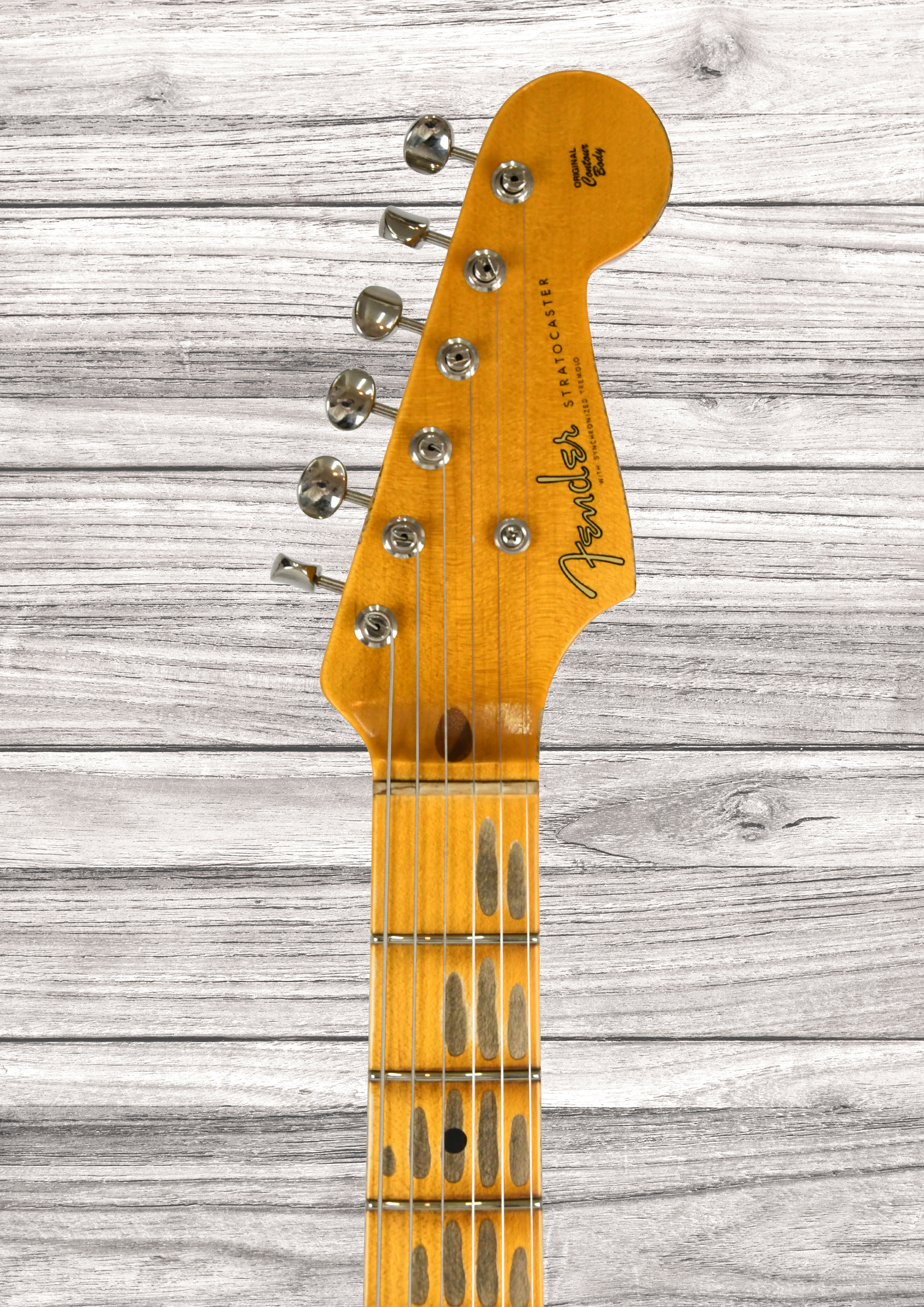 fender-custom-shop-1955-stratocaster-heavy-relic-1-piece-quartersawn-maple-neck-aged-2-color-sunburst_69f9d065d5daa.jpg