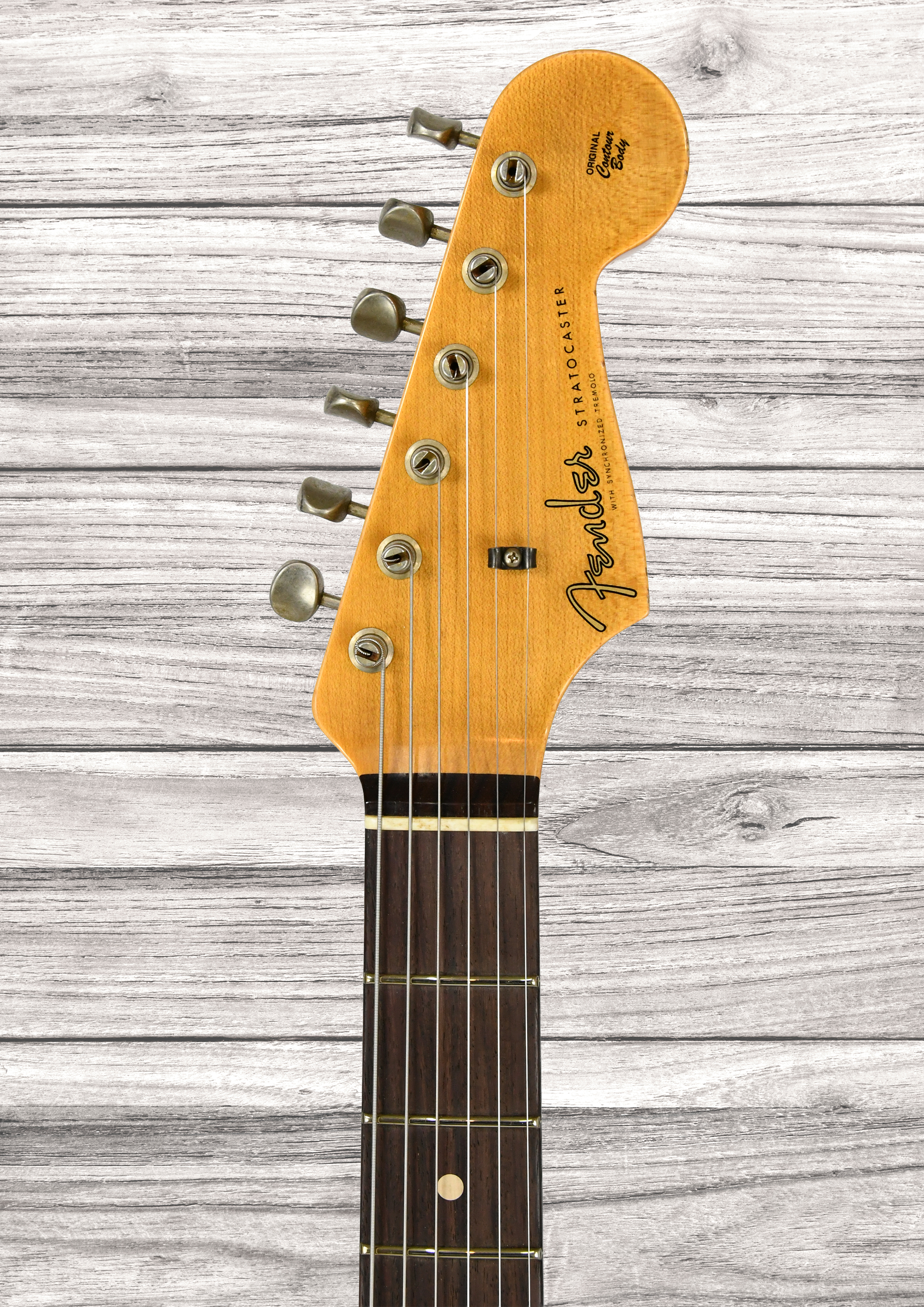 fender-custom-shop-1960-relic-tahitian-coral_694a80bf7bfe5.jpg