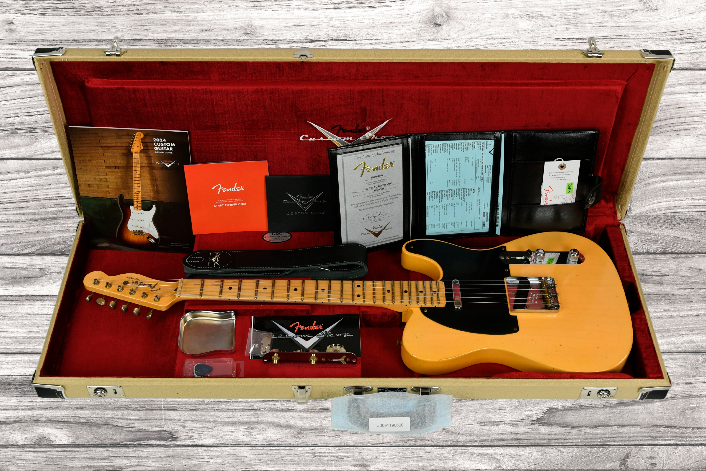 fender-custom-shop-52-telecaster-journeyman-relic-maple-neck-aged-nocaster-blonde_679ca18122d07.jpg