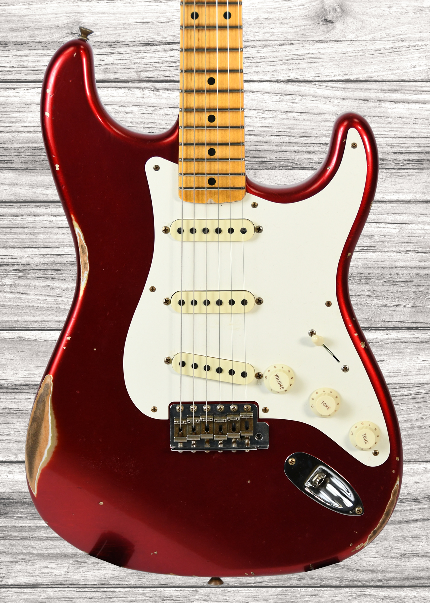 fender-custom-shop-57-stratocaster-relic-aged-candy-apple-red_6399df41b3604.jpg