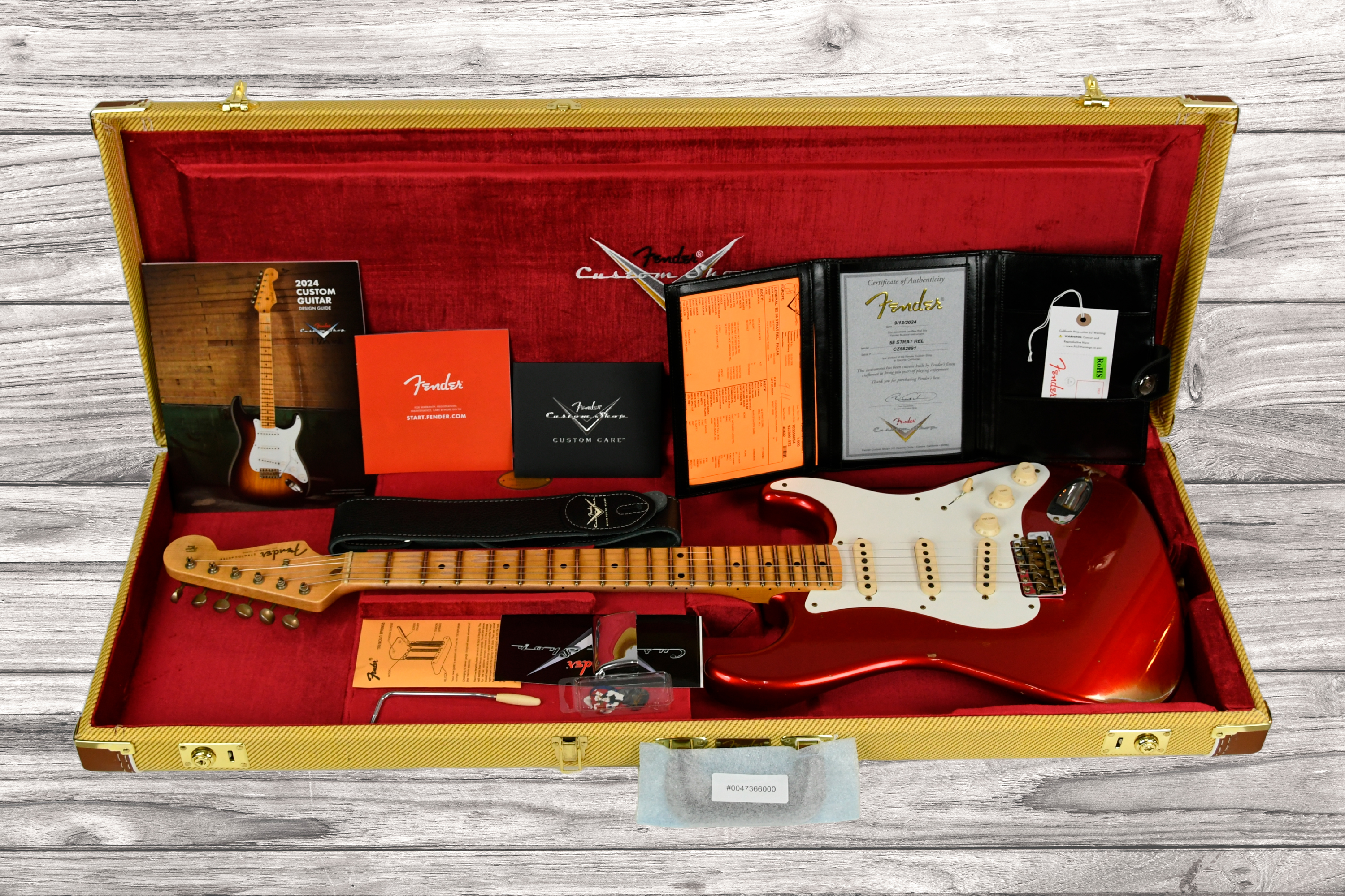 fender-custom-shop-58-relic-maple-neck-faded-aged-candy-apple-red_679bb48078284.jpg