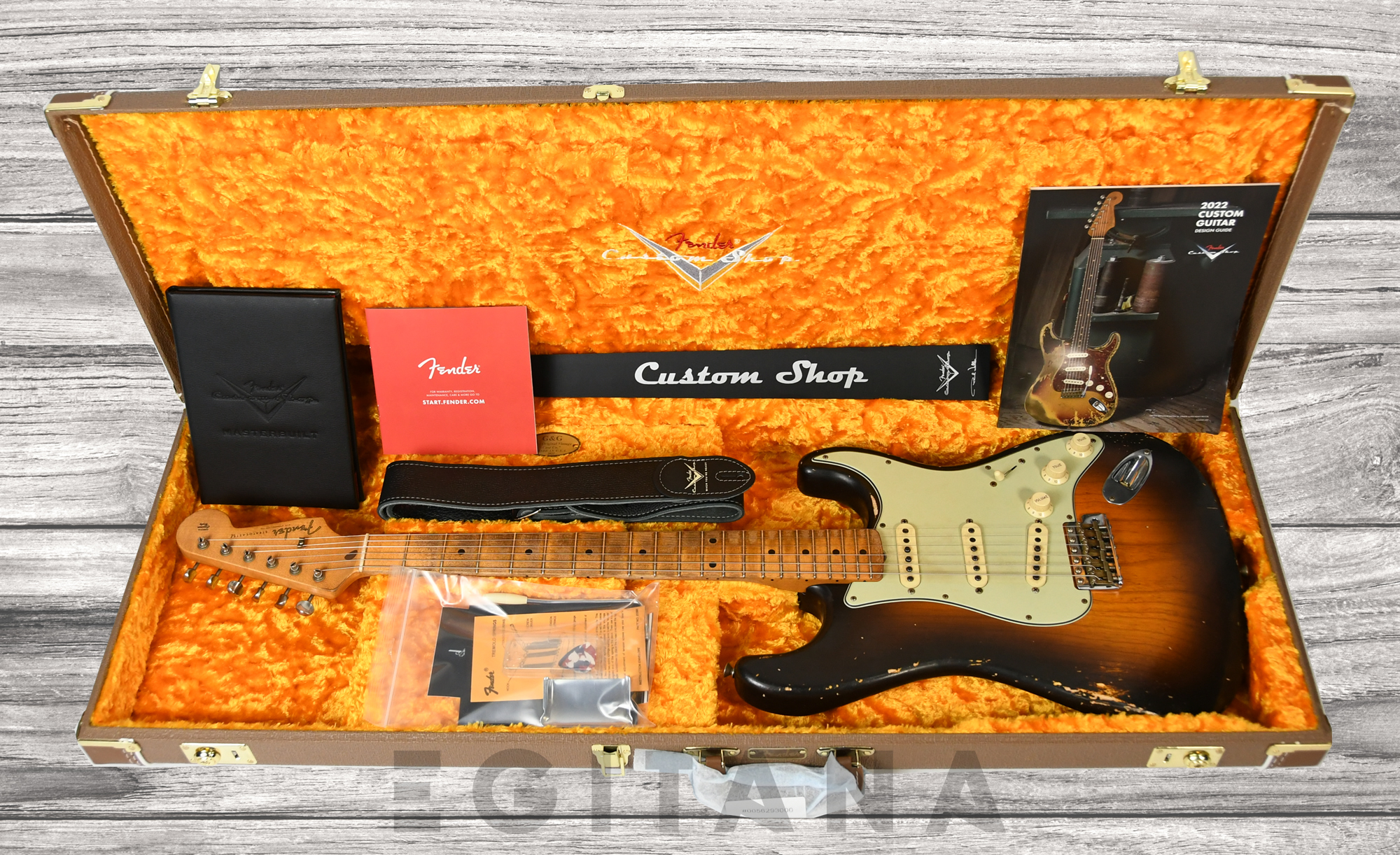 fender-custom-shop-59-masterbuilt-paul-waller-relic-2-tone-sunburst_635fb66f0ab85.jpg